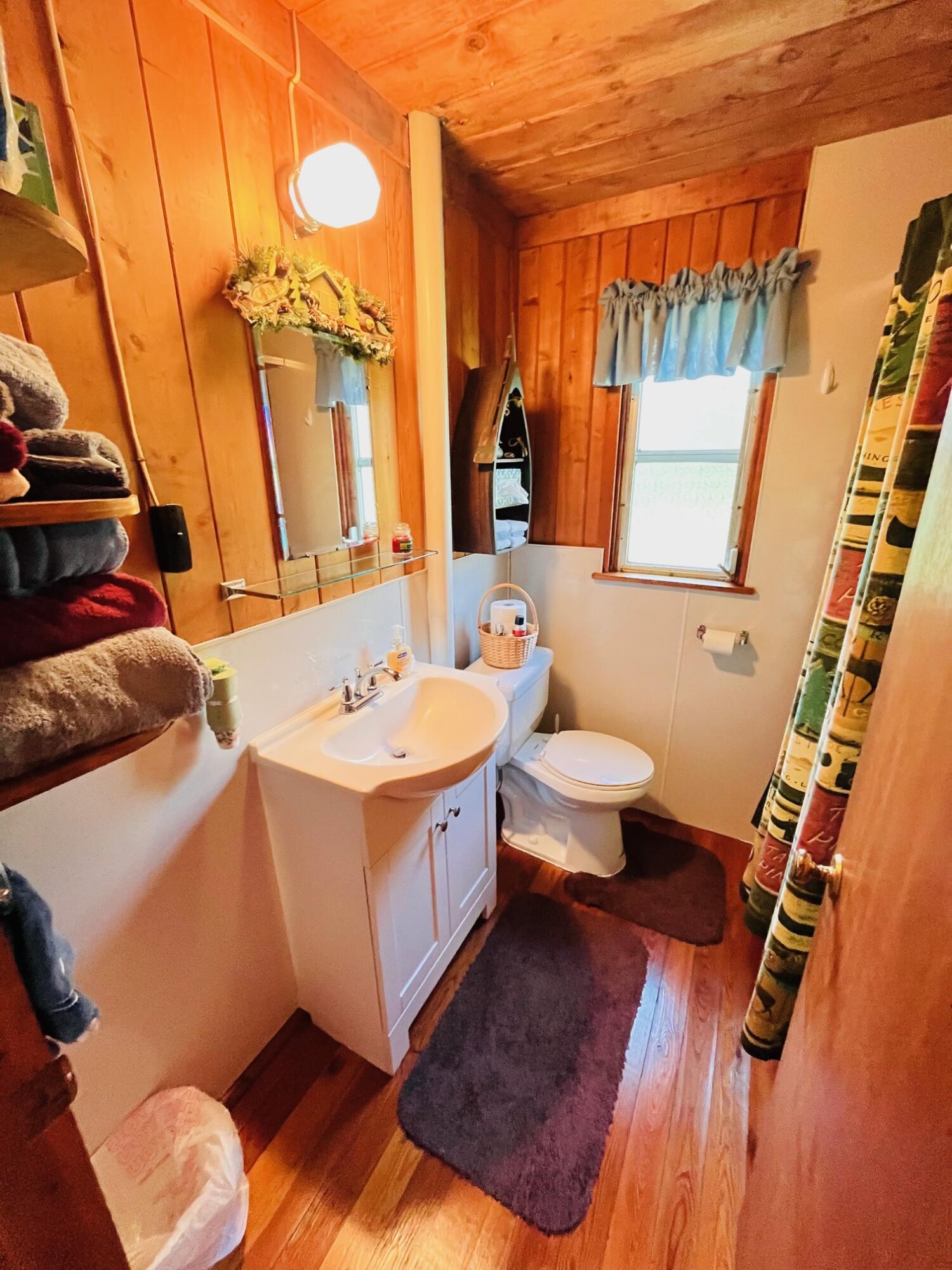 5385 Schultz Road