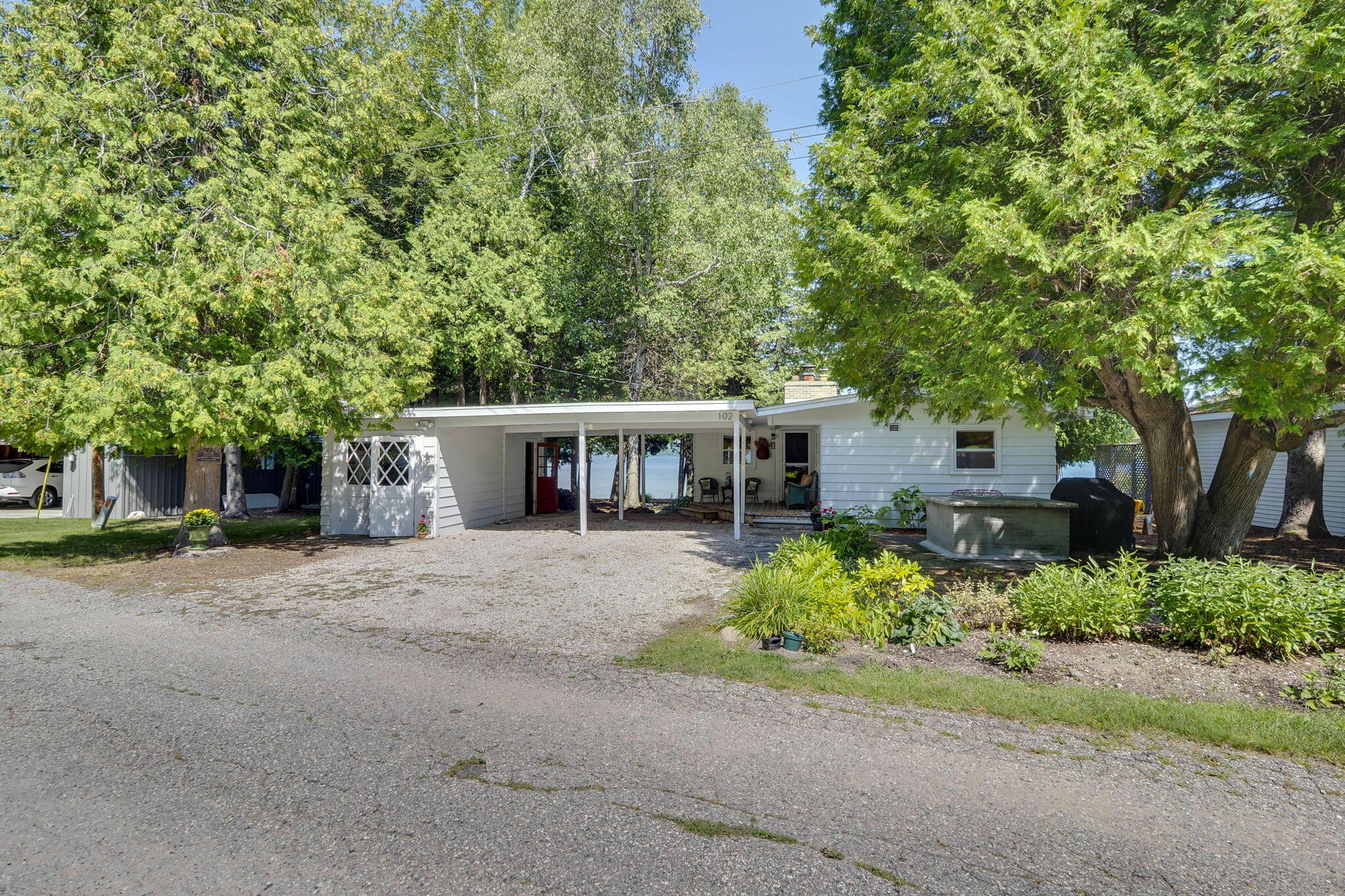 102 N Grandview Beach Drive