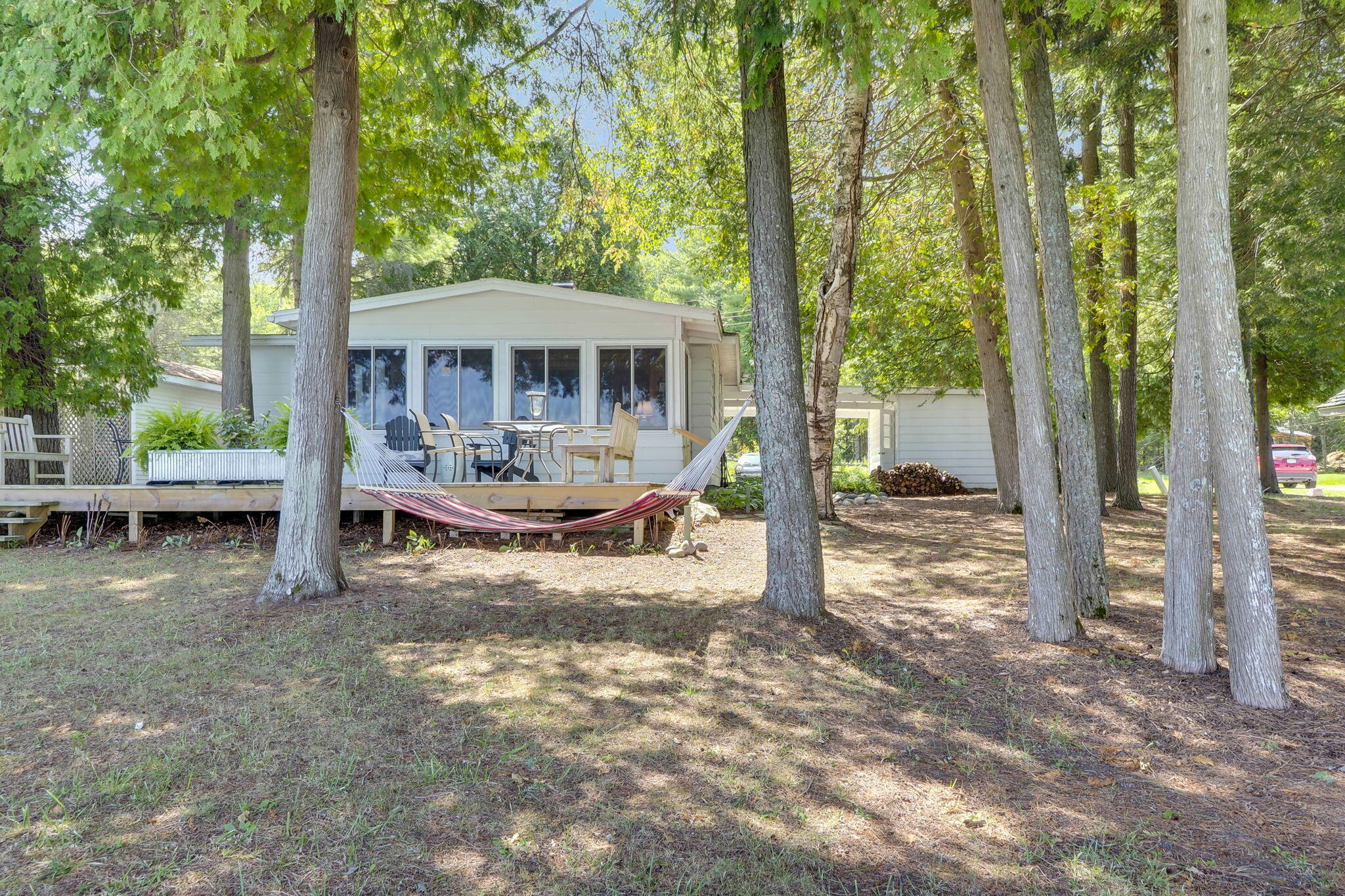 102 N Grandview Beach Drive