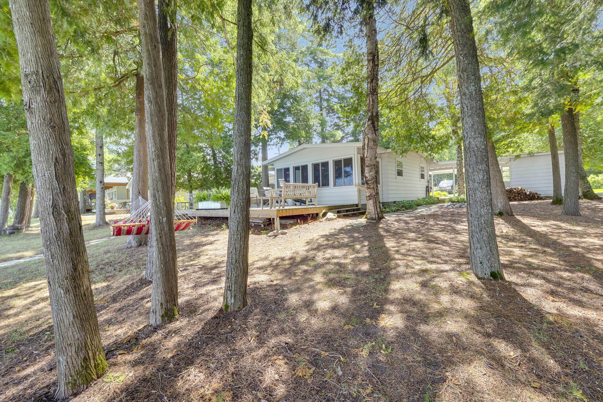 102 N Grandview Beach Drive