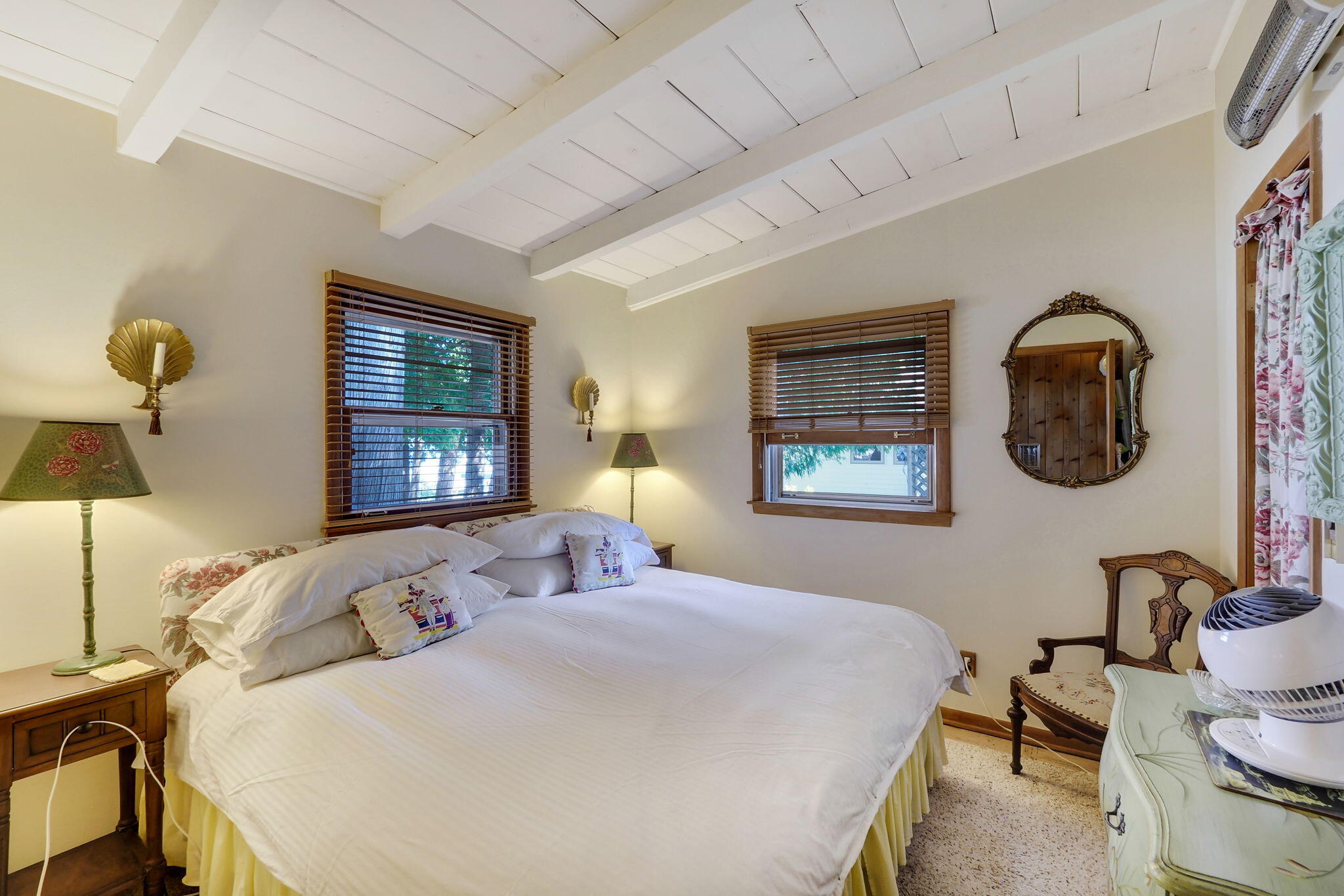 102 N Grandview Beach Drive