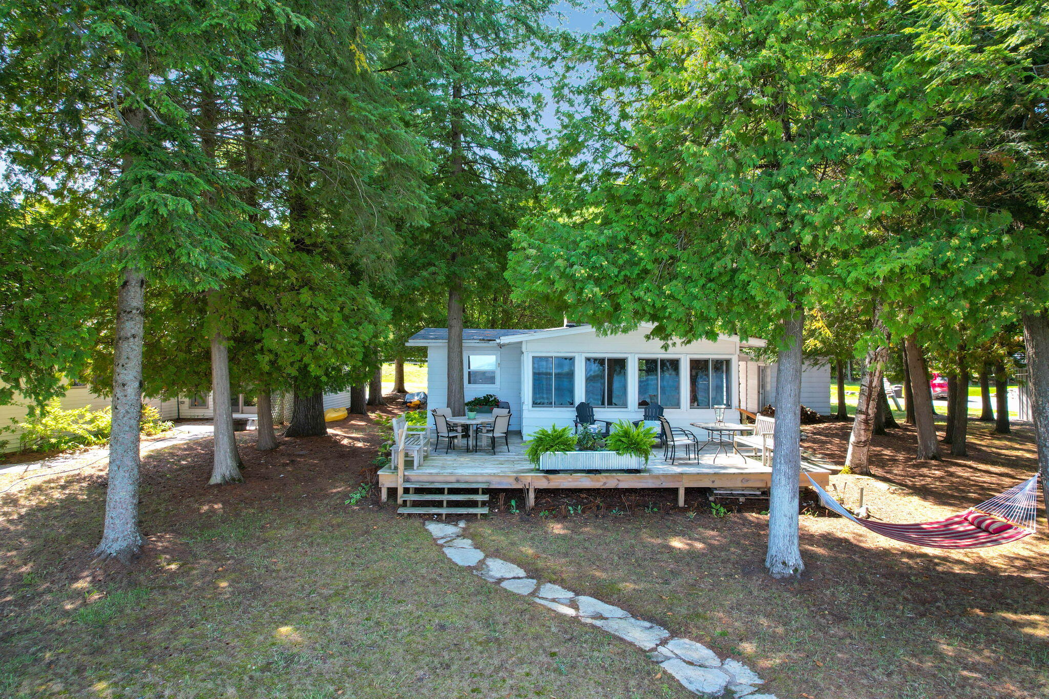 102 N Grandview Beach Drive