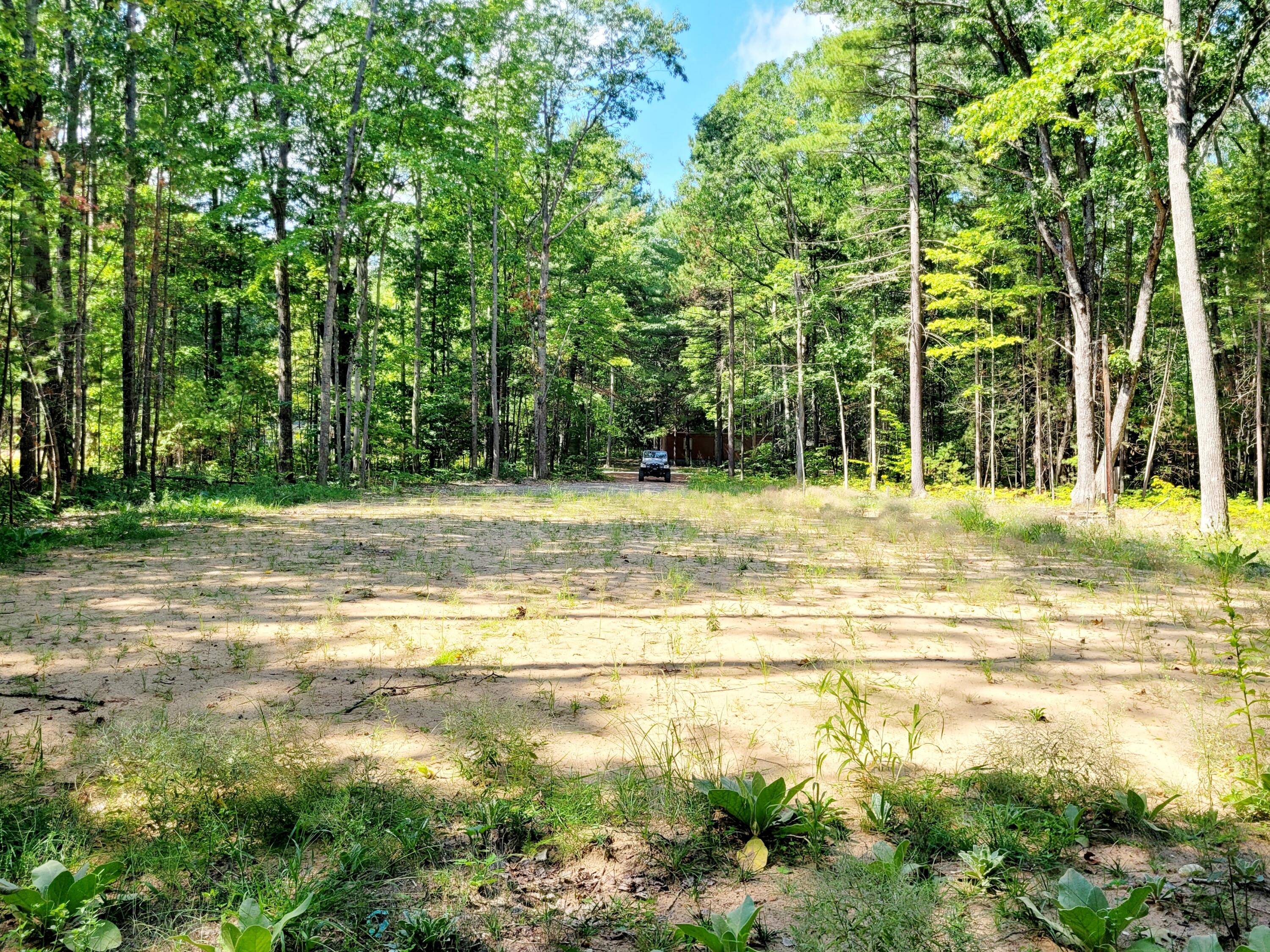 1326 E Grand Boulevard