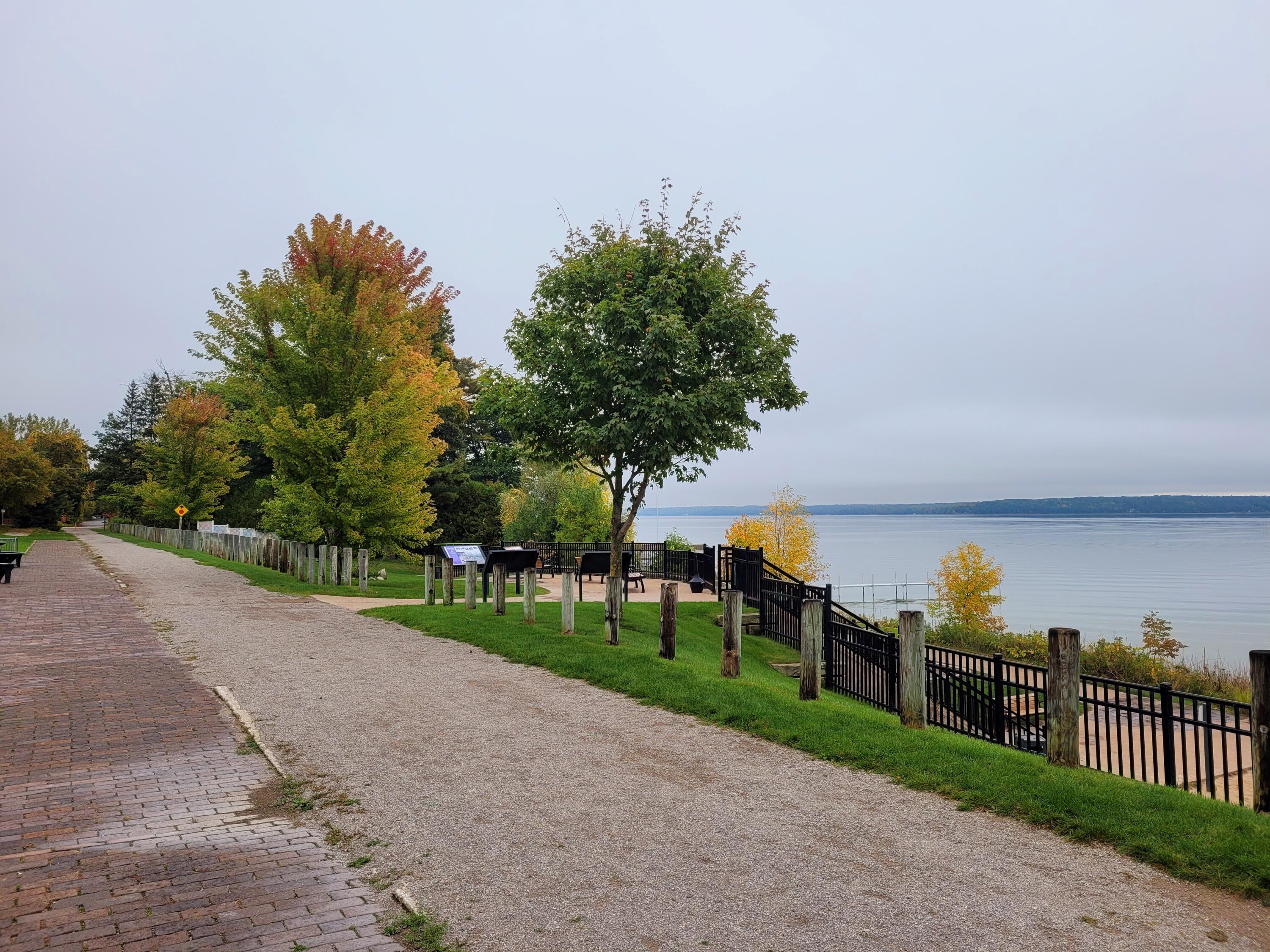 1326 E Grand Boulevard