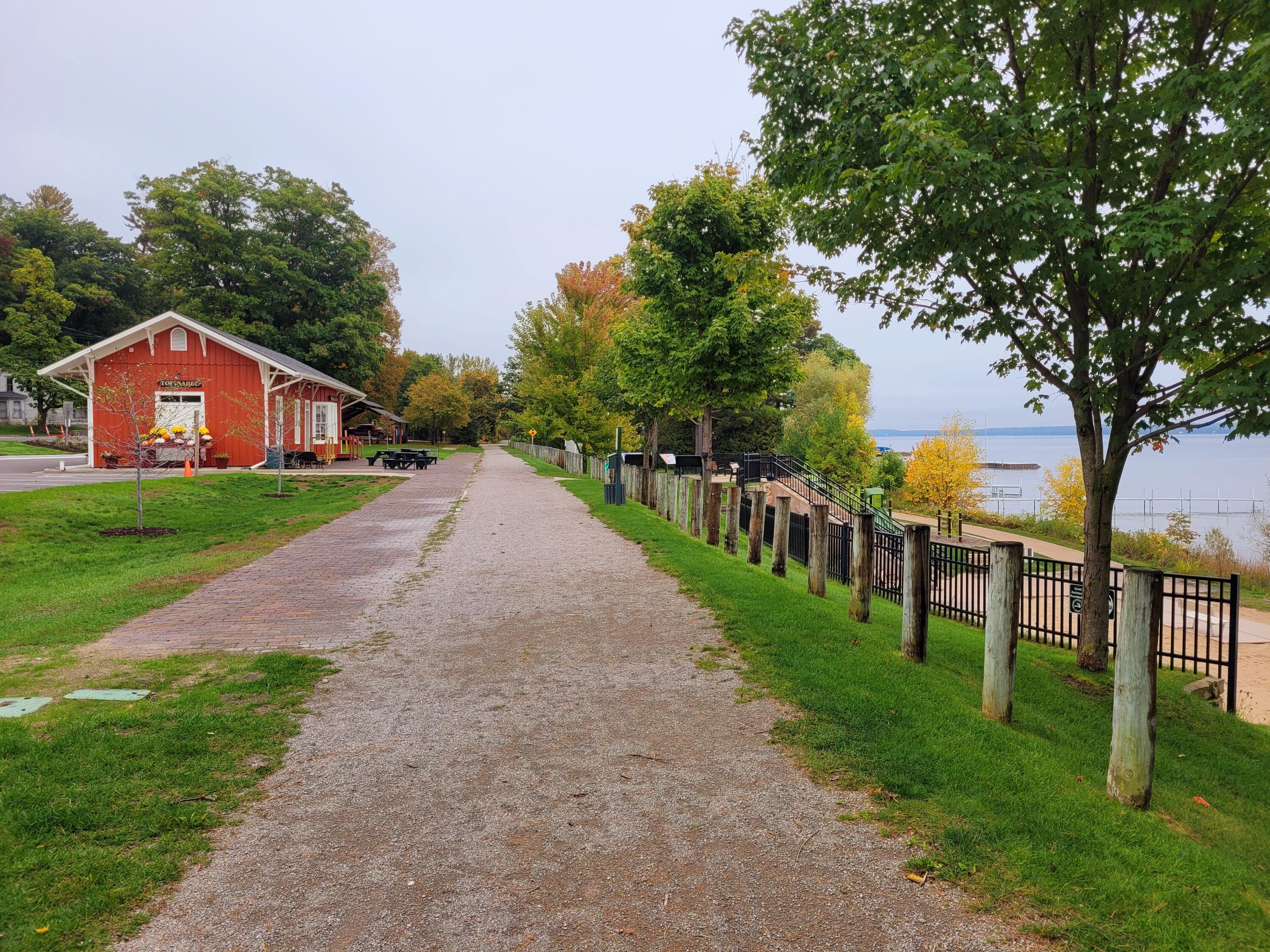 1326 E Grand Boulevard