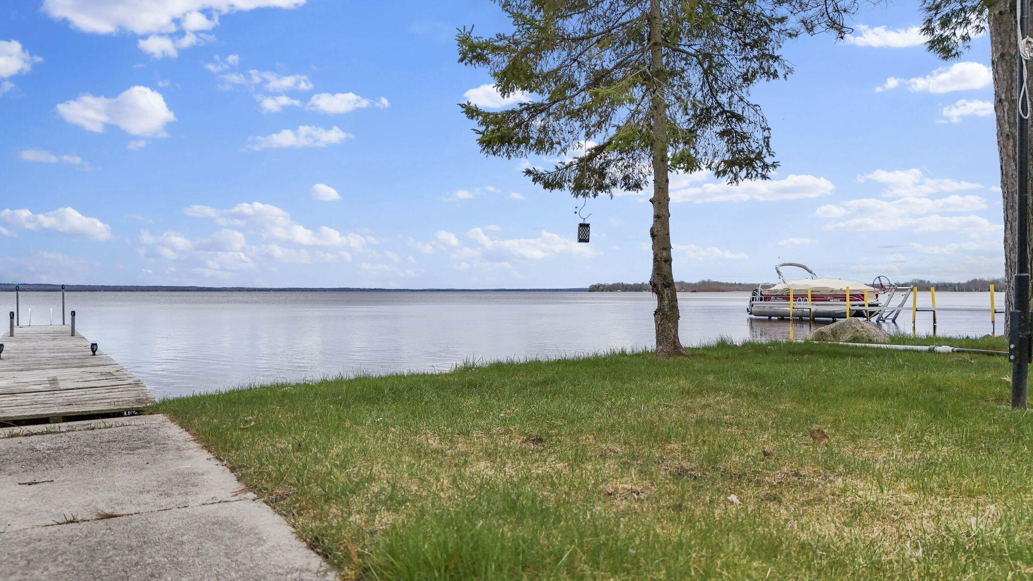 1860 Winifred Street