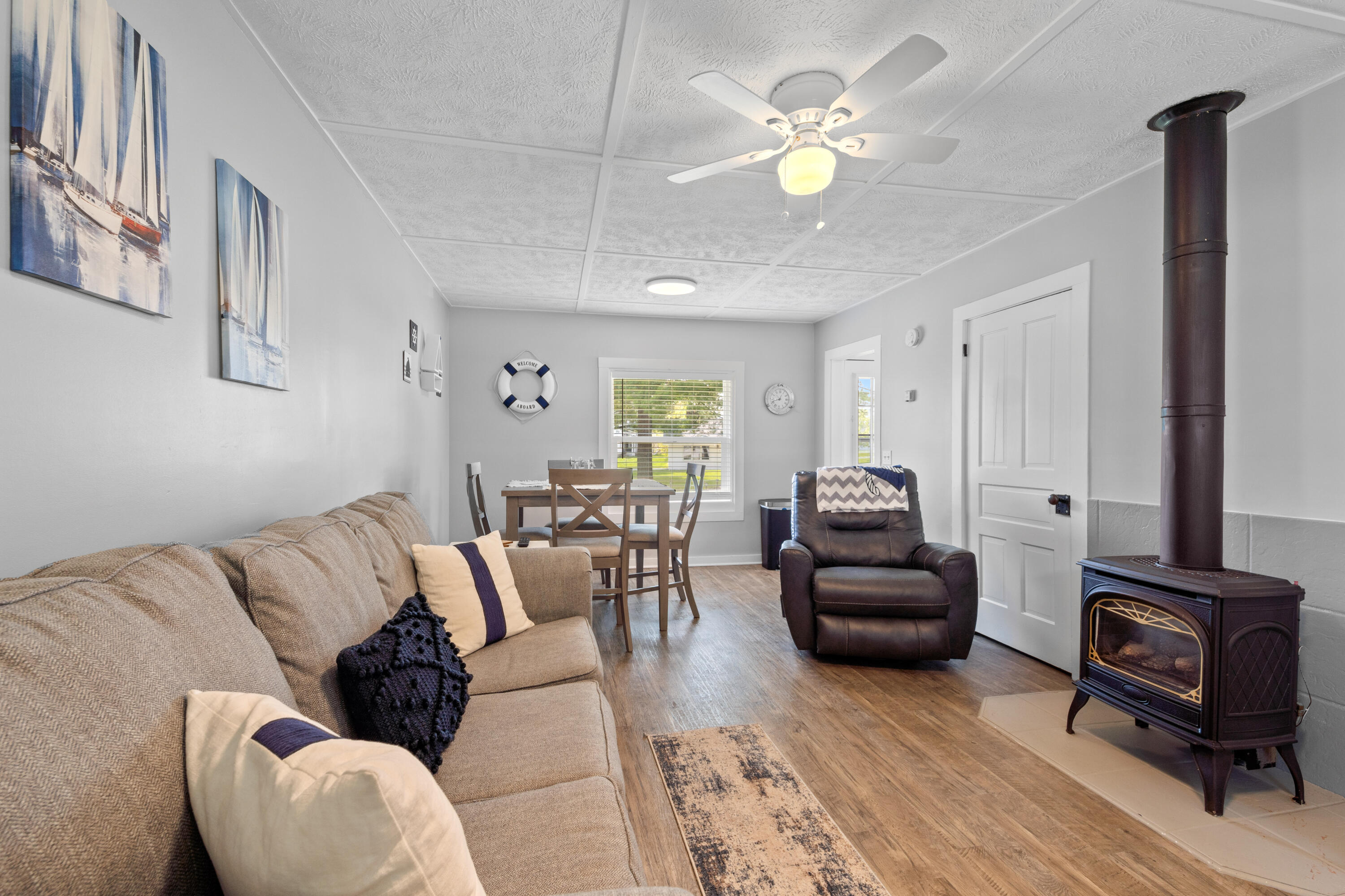 3247 Club Road