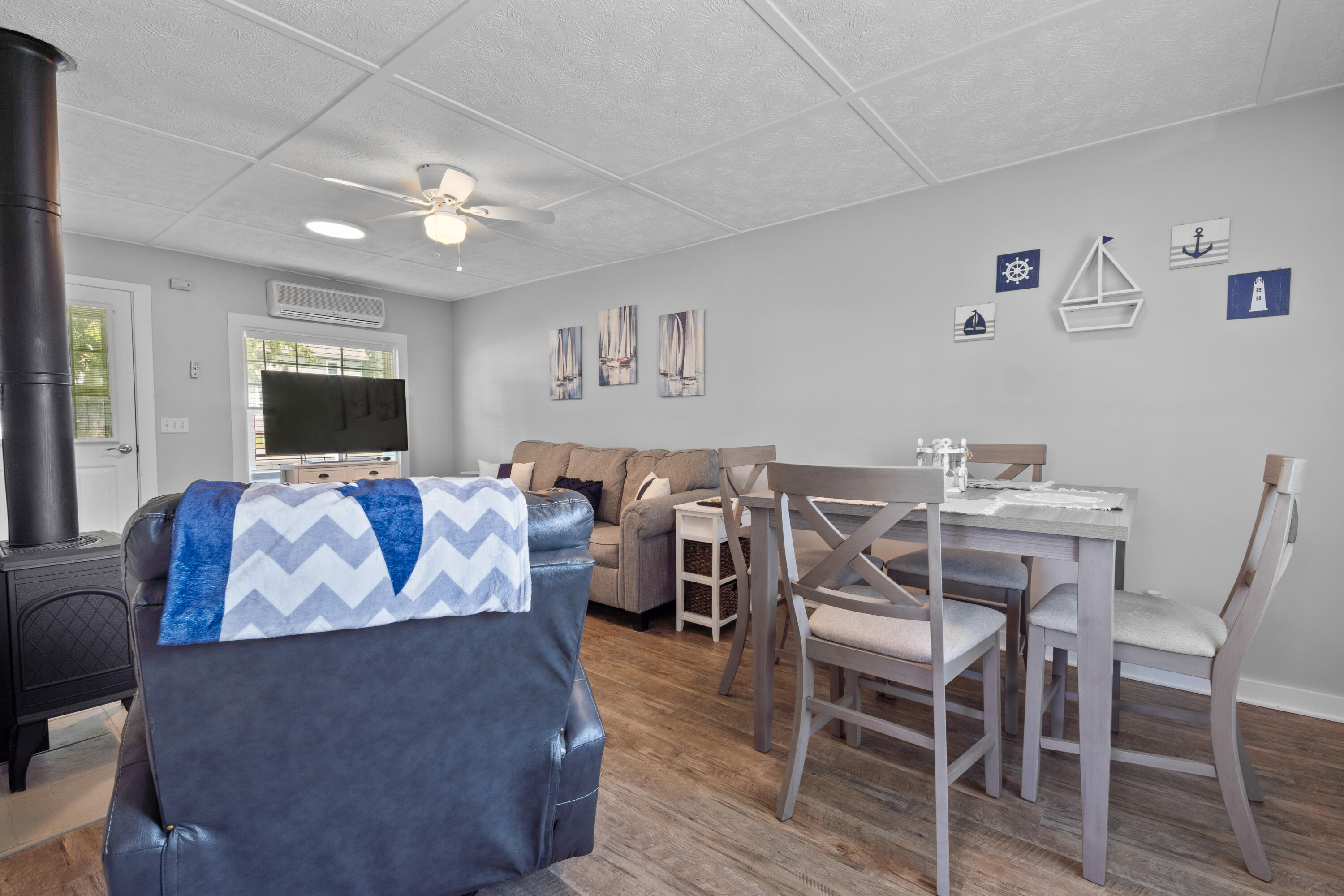 3247 Club Road