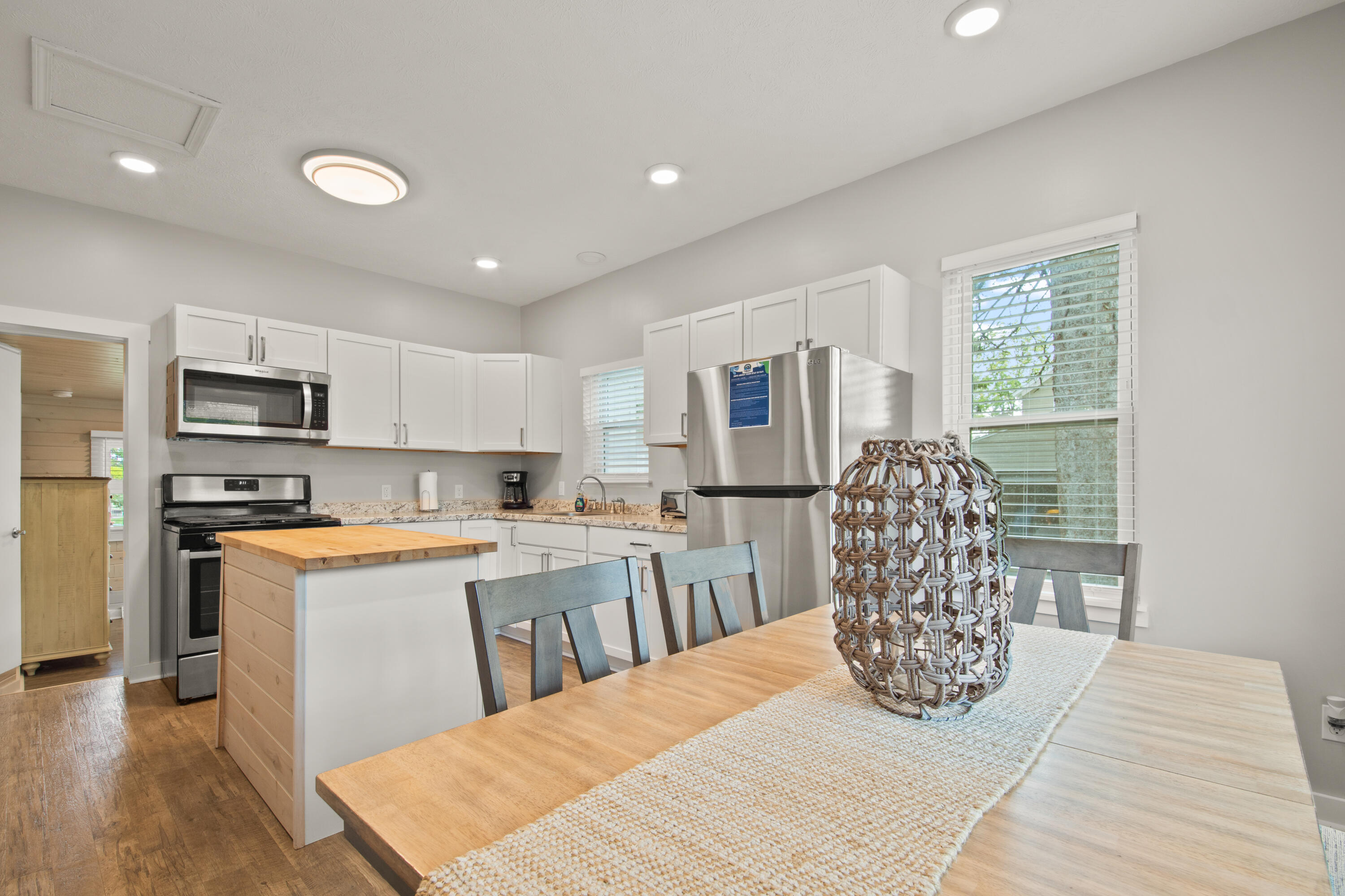 3247 Club Road