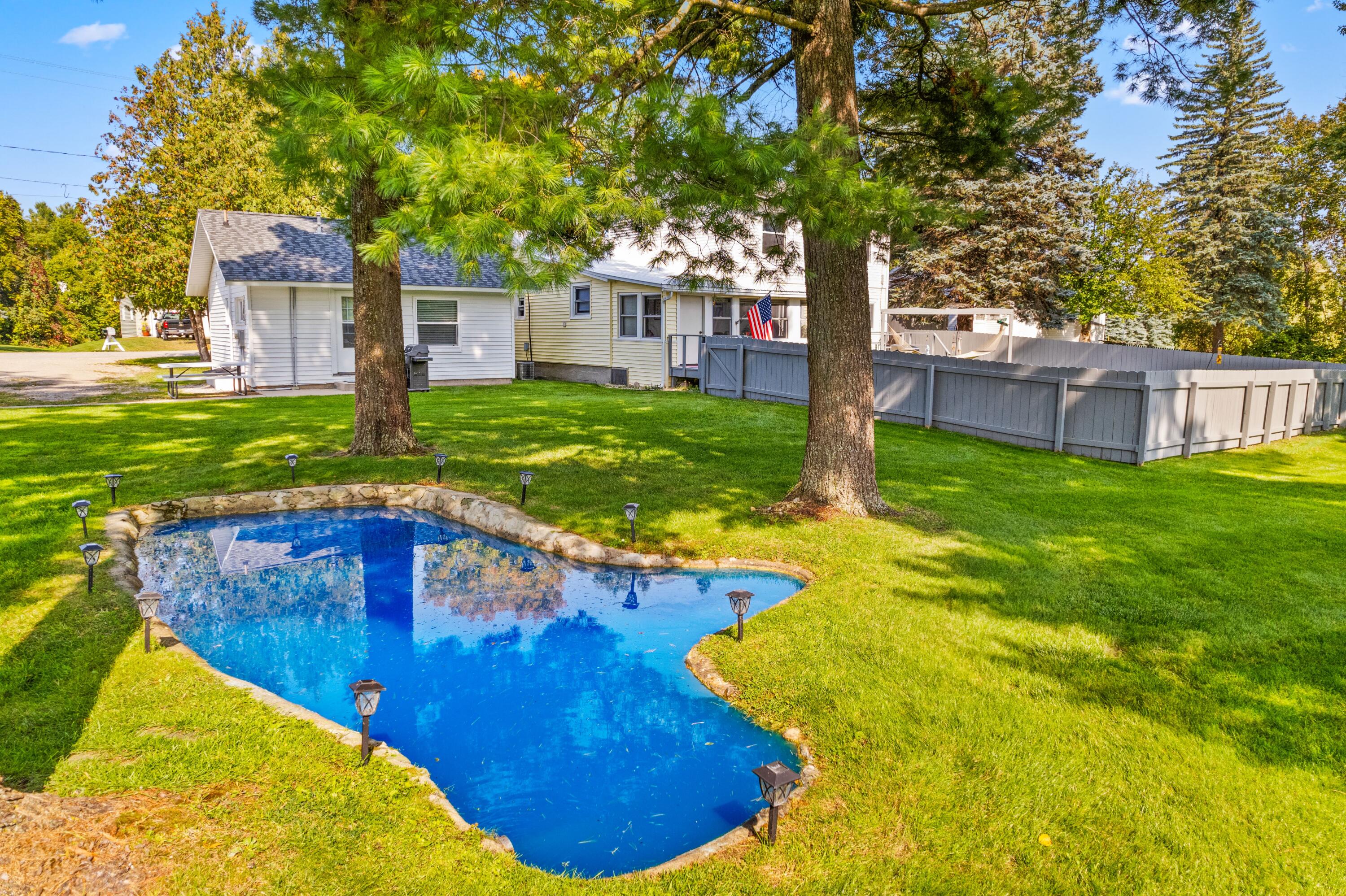 3247 Club Road