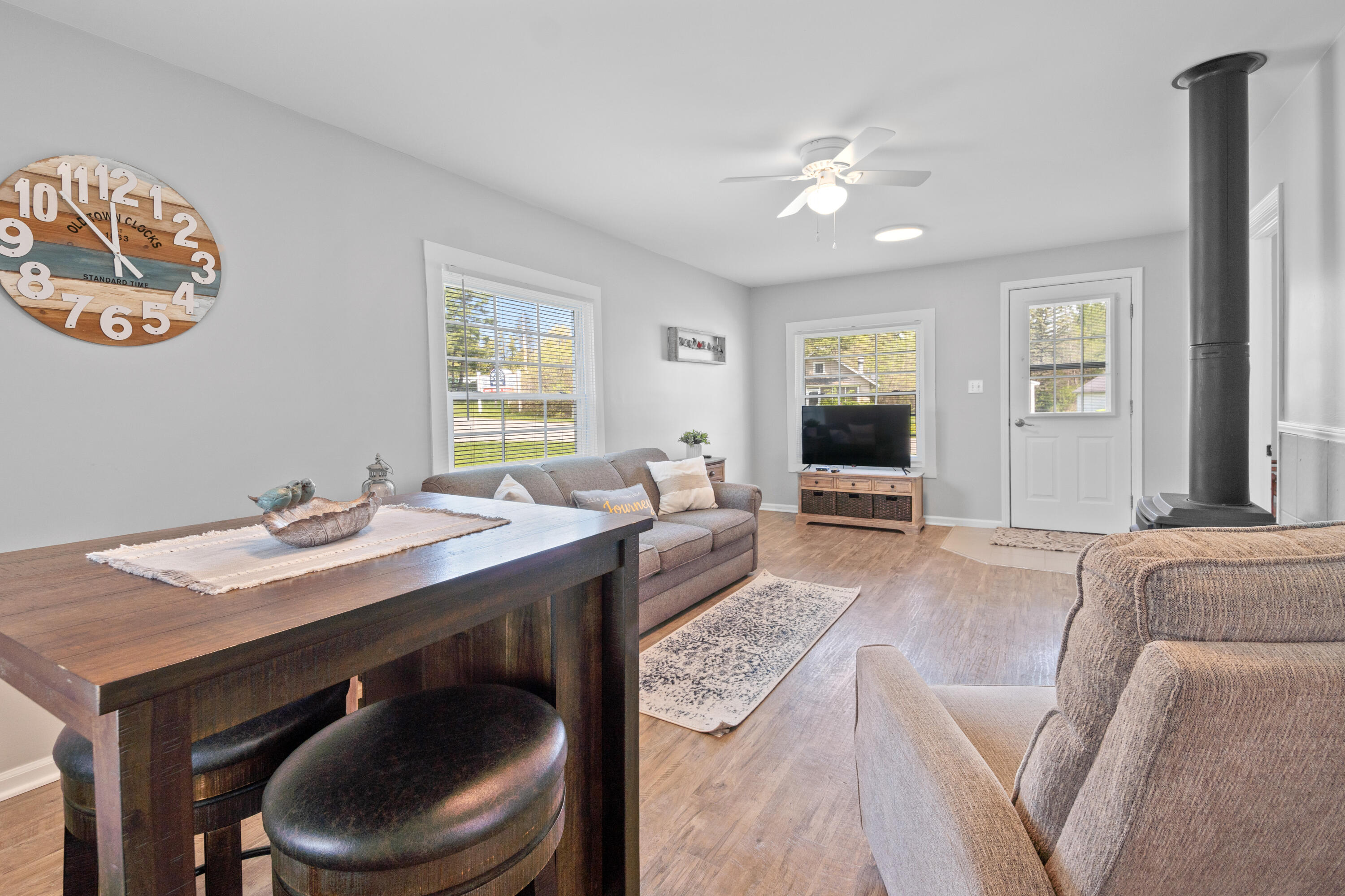 3247 Club Road
