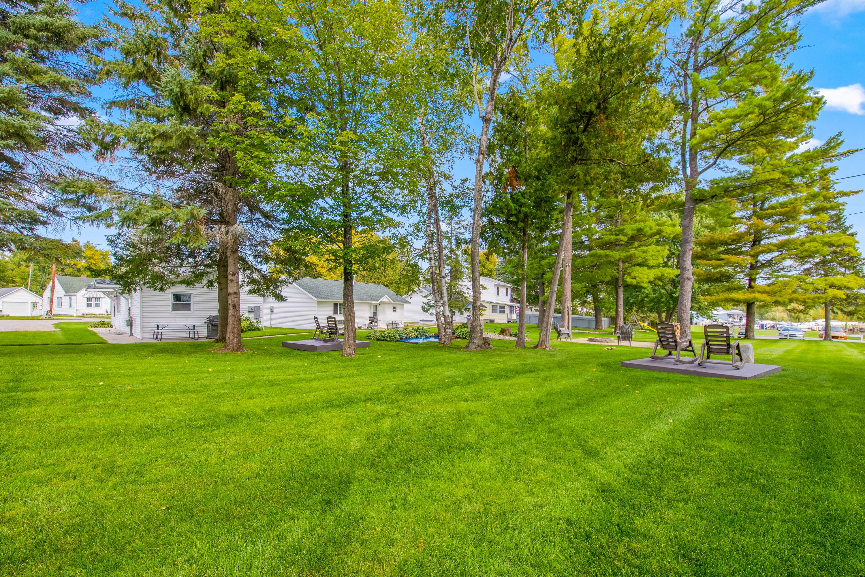 3247 Club Road