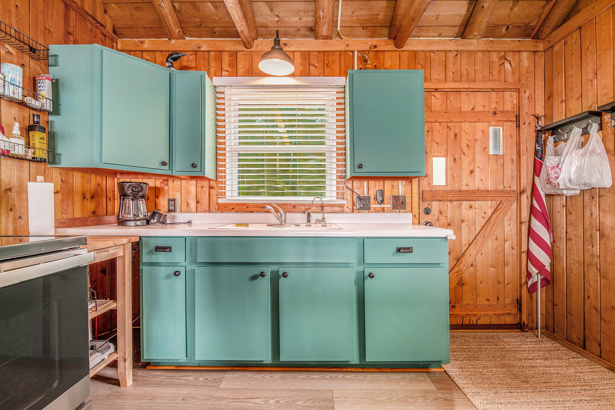 9460 Silver Strand Road