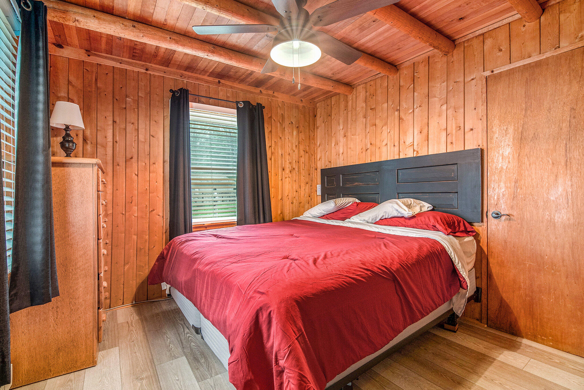 9460 Silver Strand Road