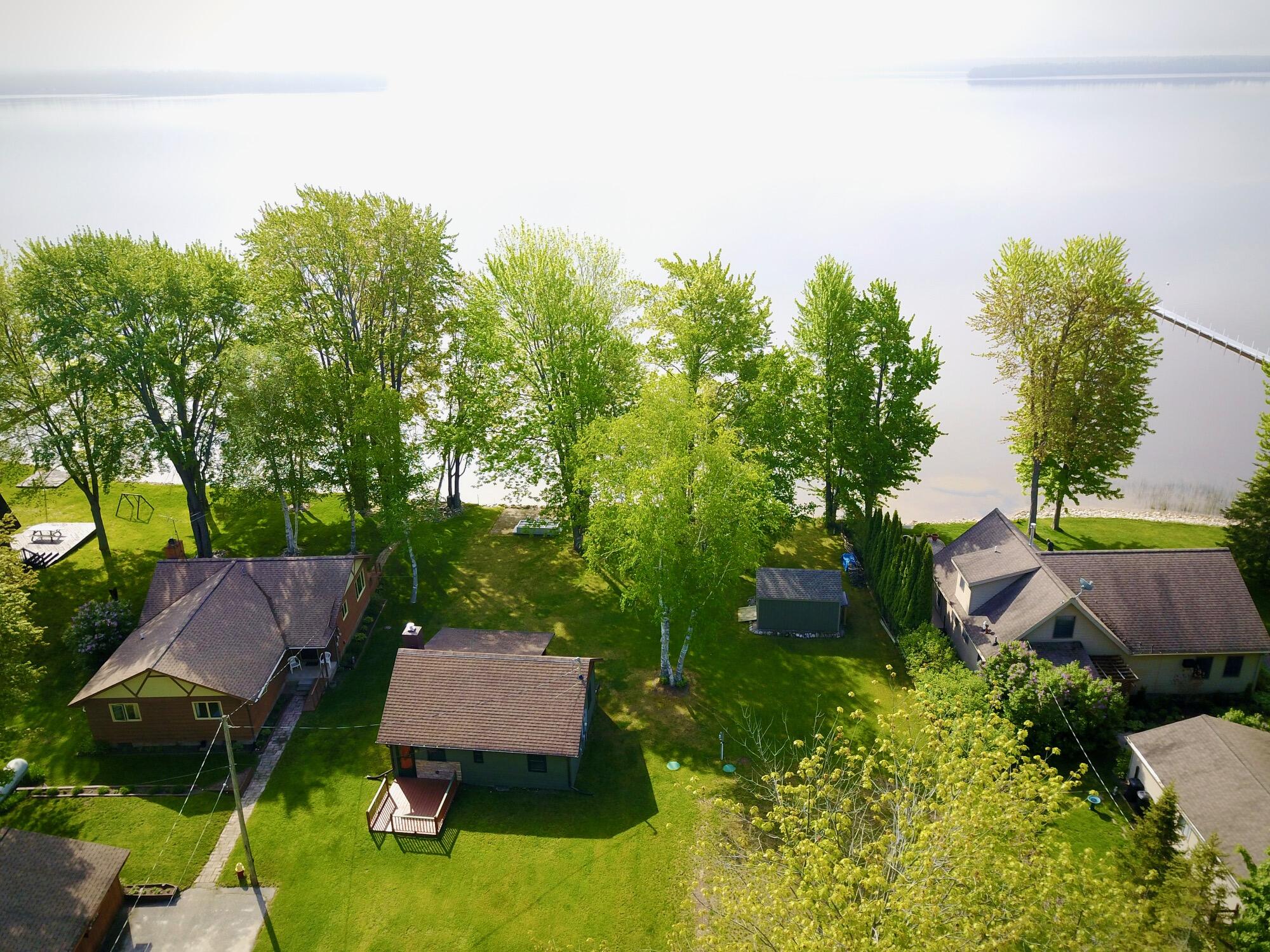 9460 Silver Strand Road