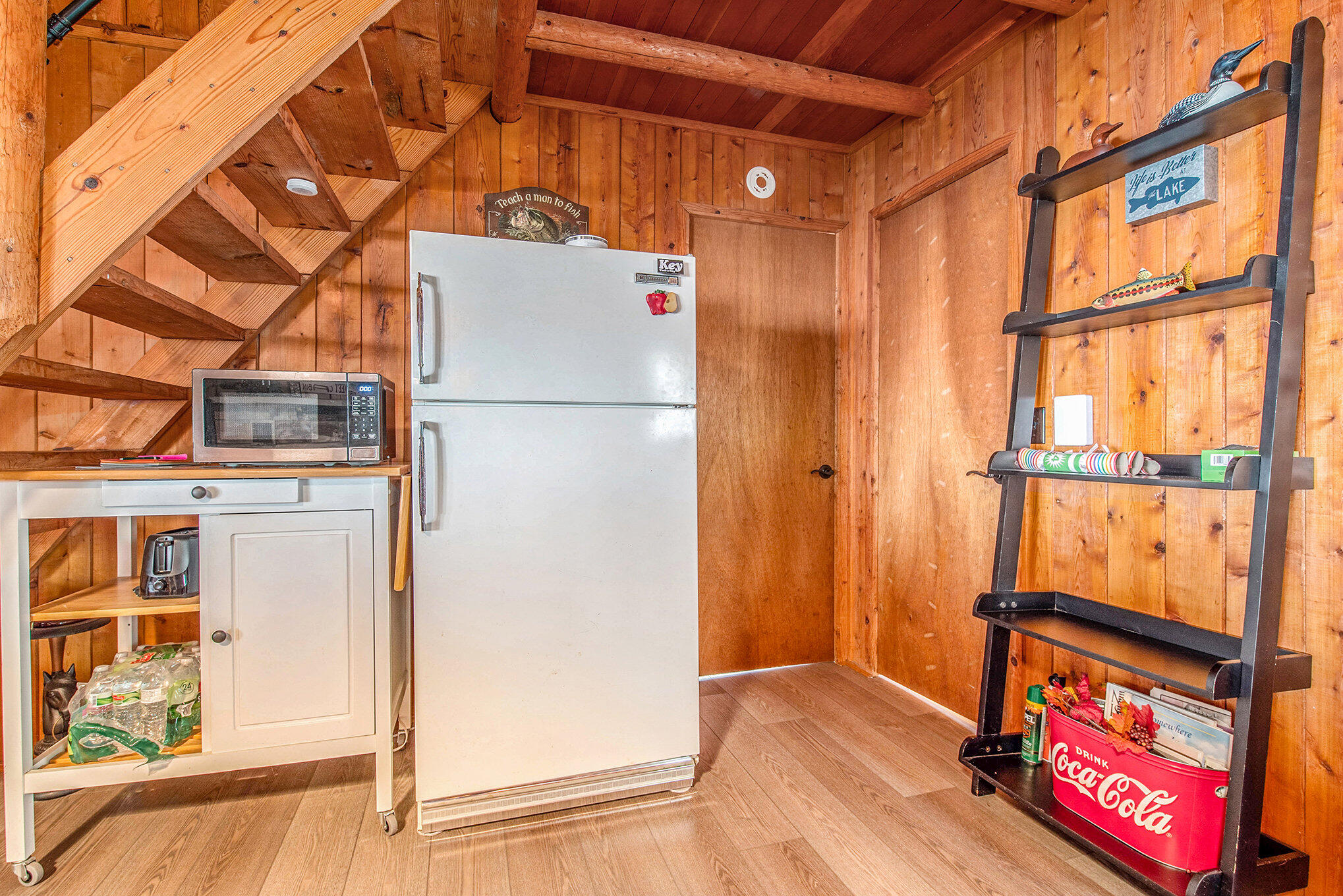 9460 Silver Strand Road