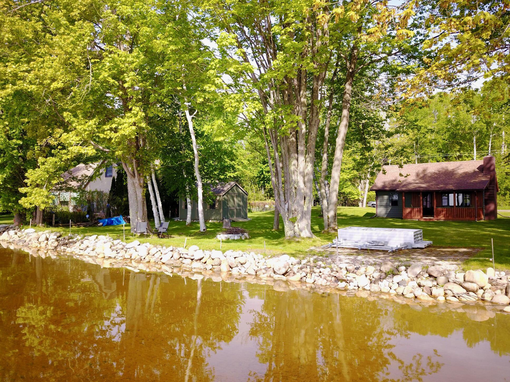 9460 Silver Strand Road