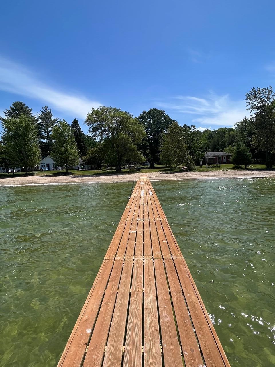 7104 Arrowhead Shores