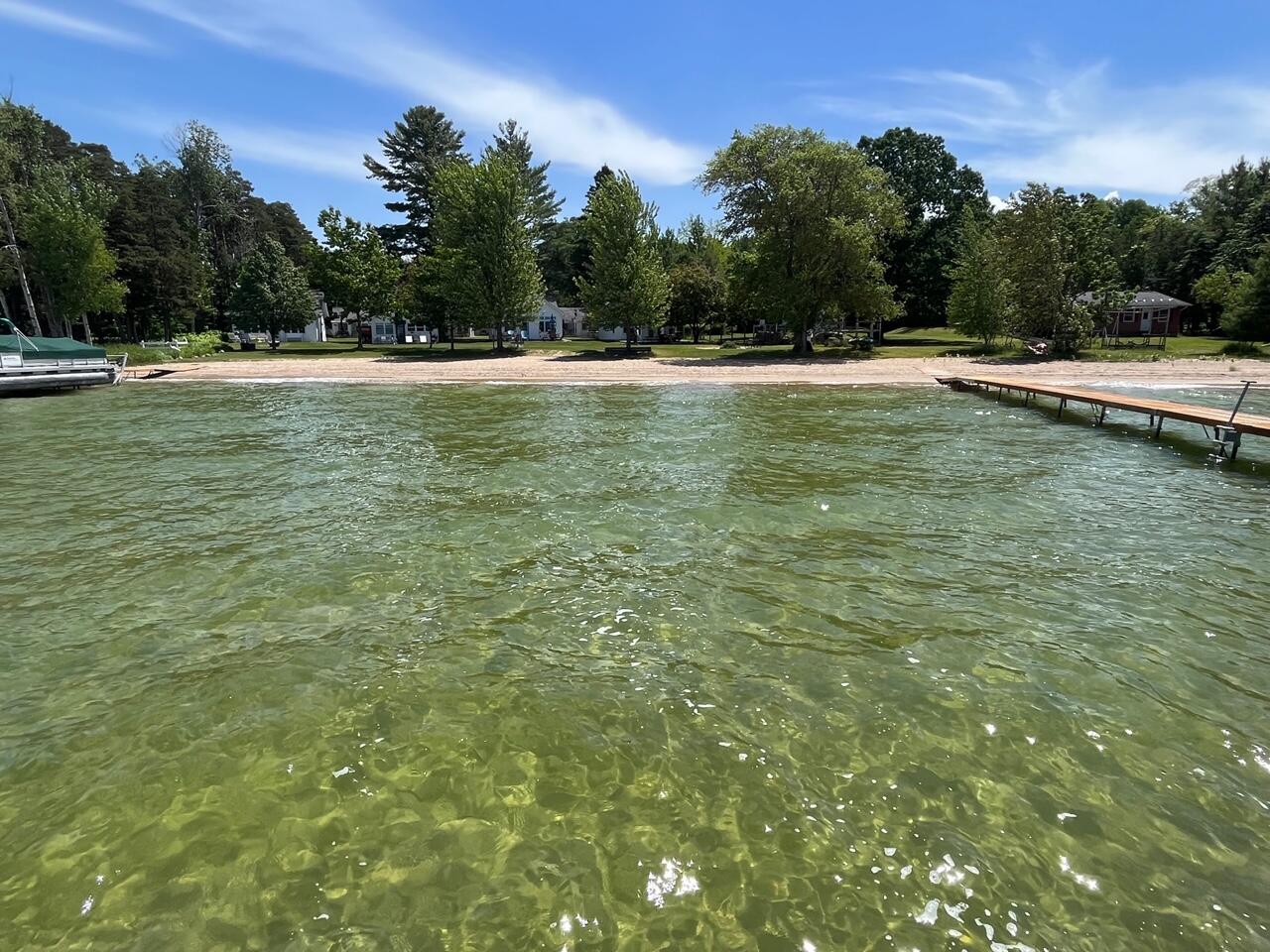 7104 Arrowhead Shores