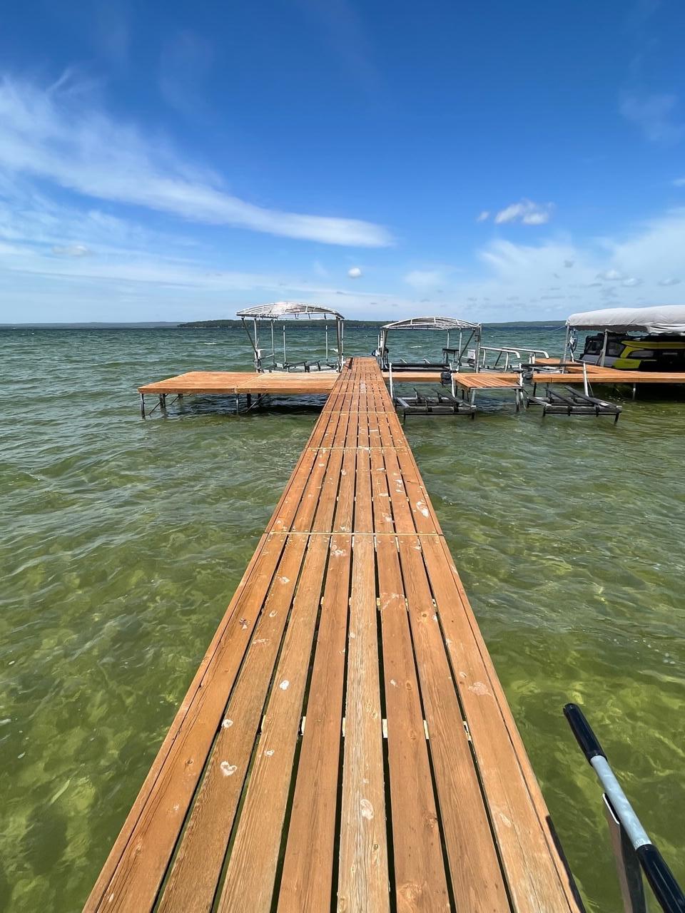 7104 Arrowhead Shores