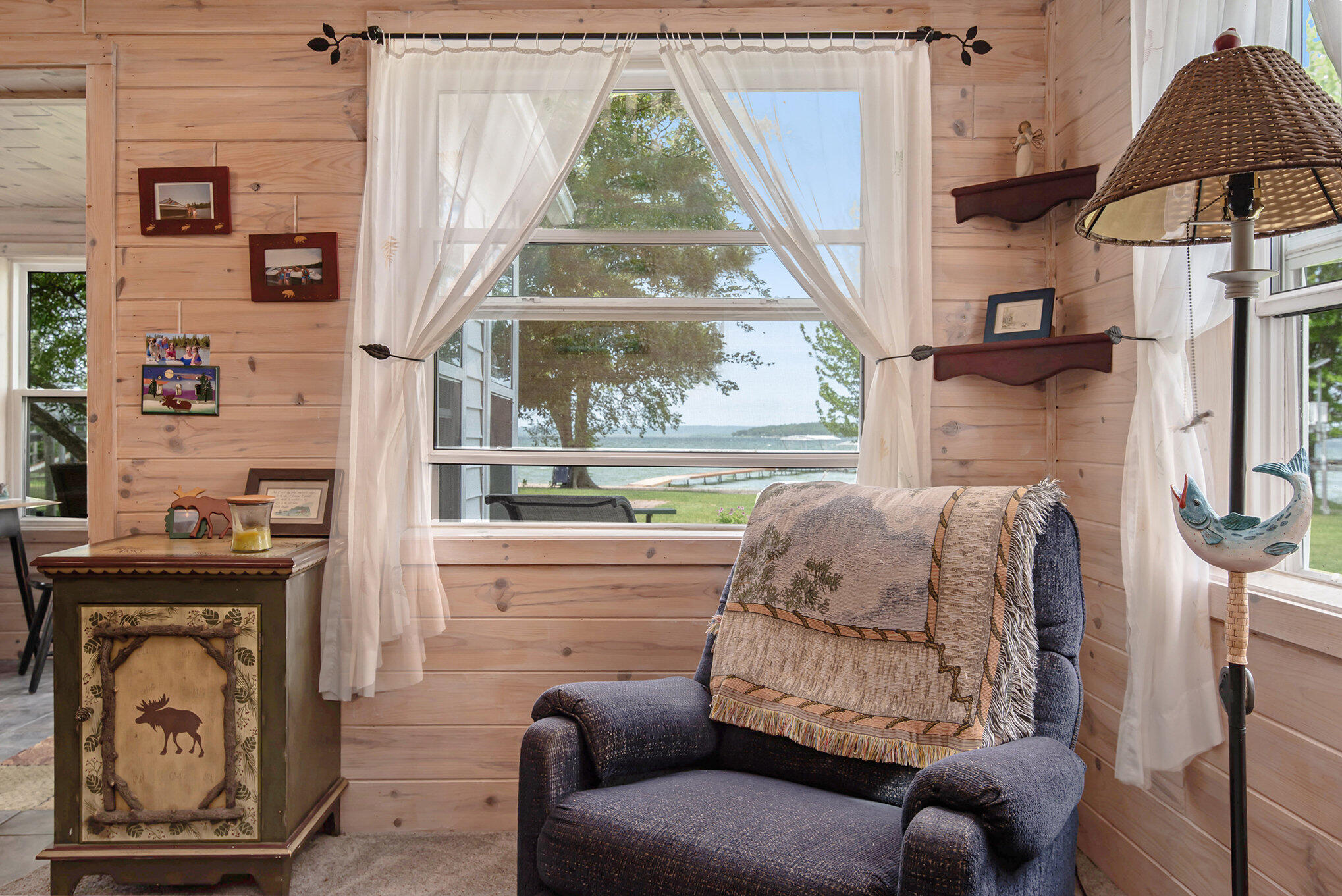 7104 Arrowhead Shores