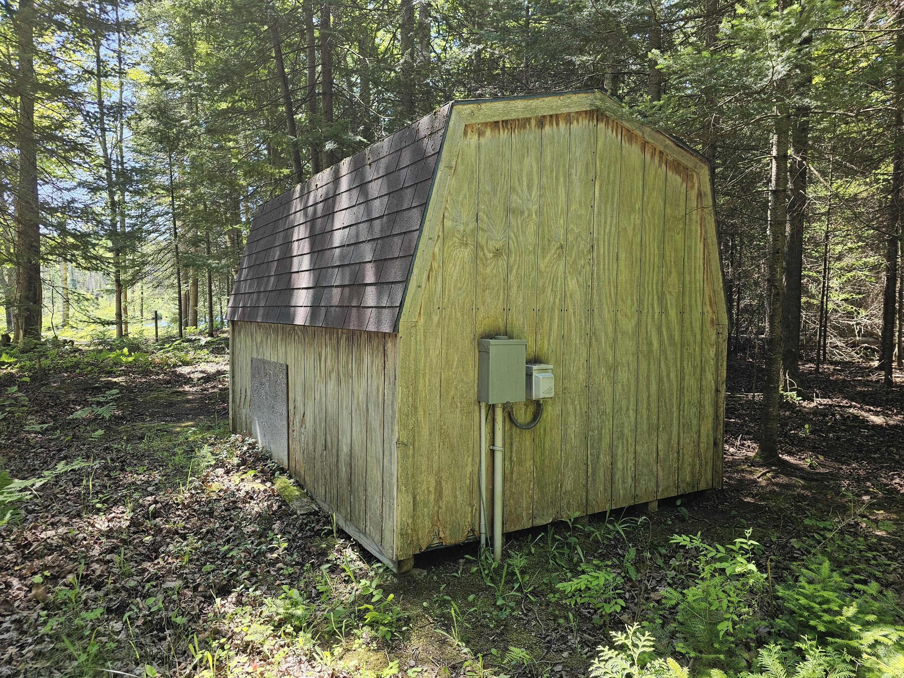 7735 Riverbend Drive