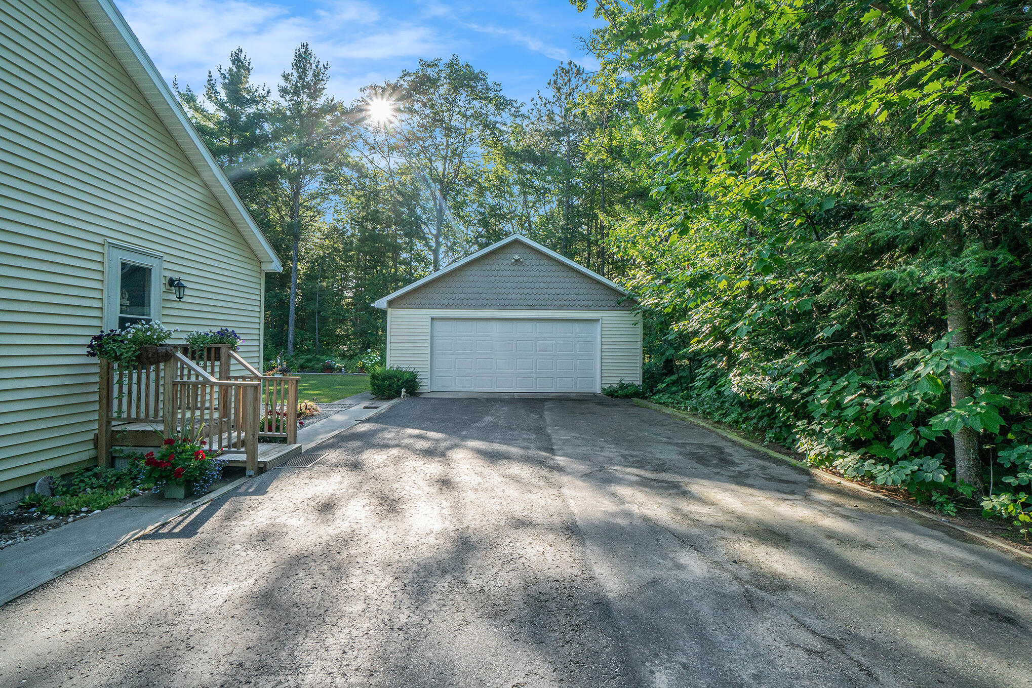 14100 Helmond Drive