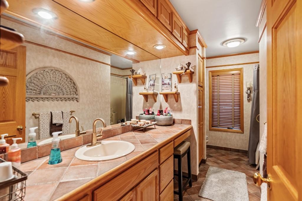 2919 Cedar Beach Lane