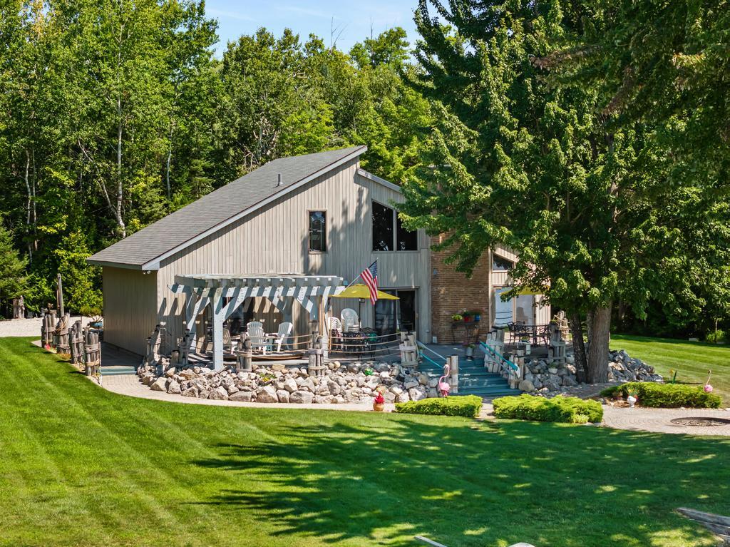 2919 Cedar Beach Lane