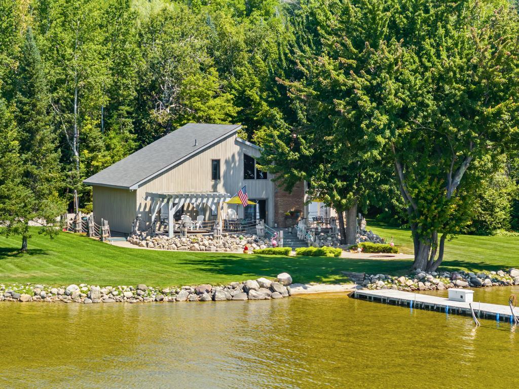 2919 Cedar Beach Lane