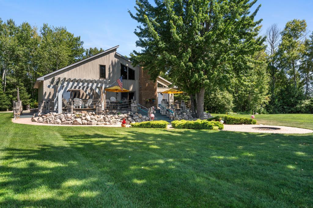 2919 Cedar Beach Lane