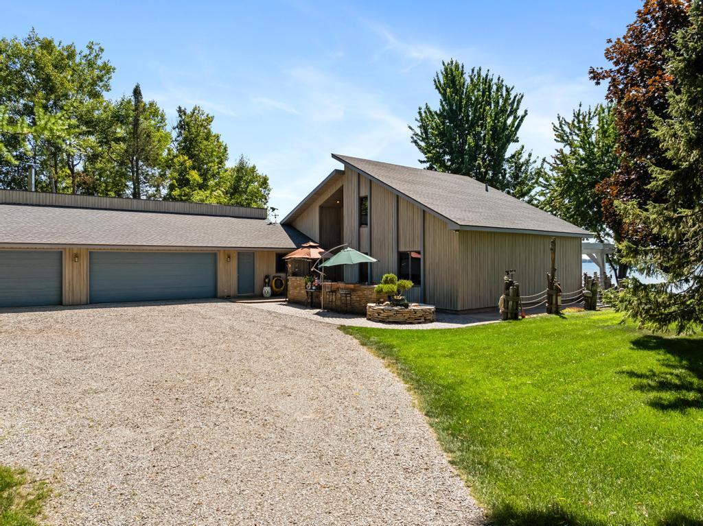 2919 Cedar Beach Lane