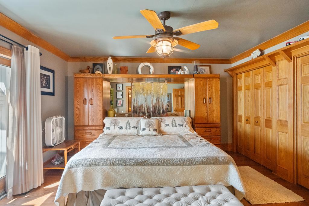 2919 Cedar Beach Lane