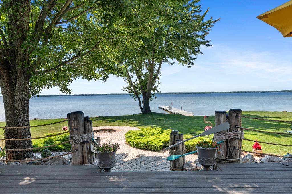 2919 Cedar Beach Lane