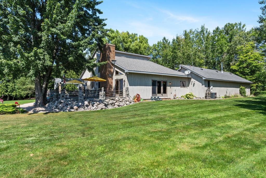 2919 Cedar Beach Lane