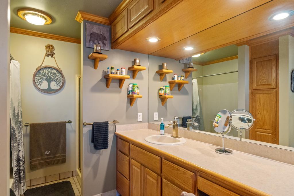 2919 Cedar Beach Lane