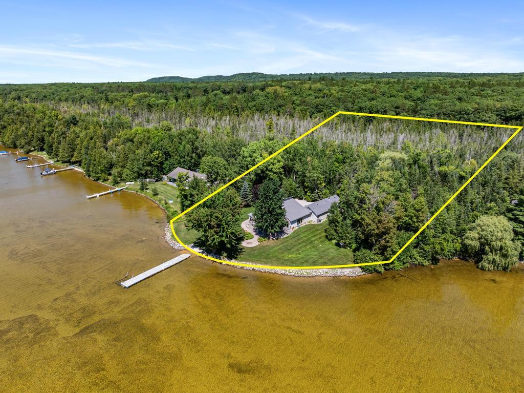 2919 Cedar Beach Lane
