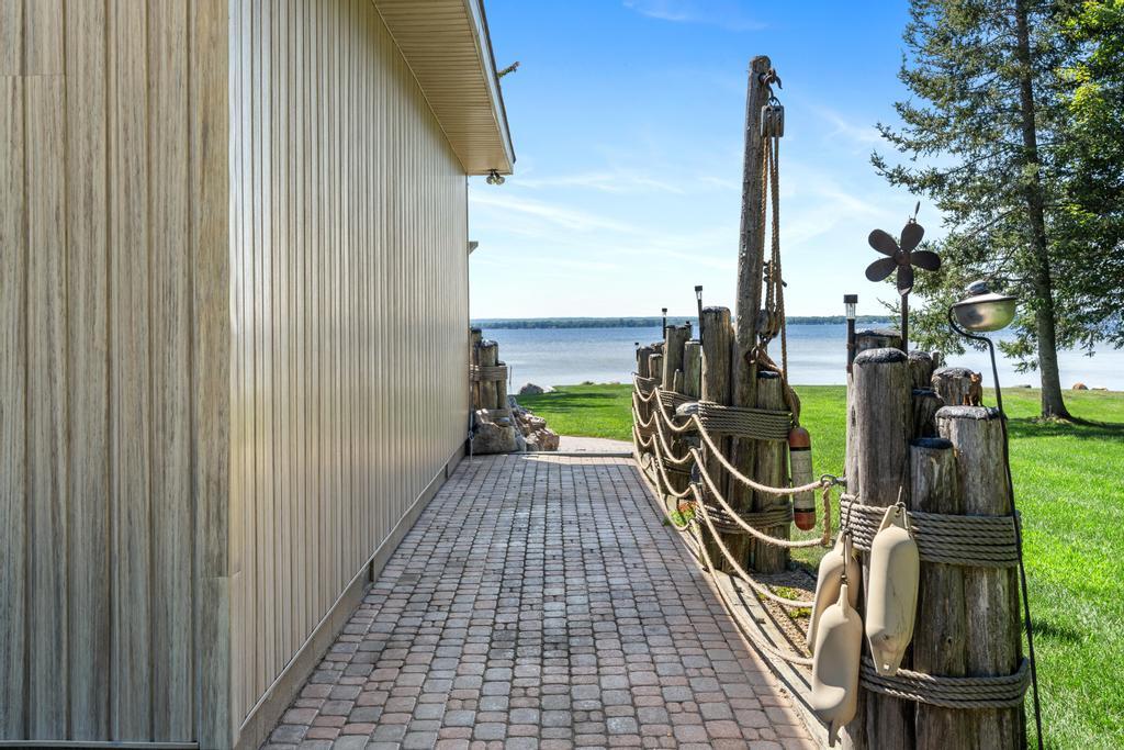 2919 Cedar Beach Lane