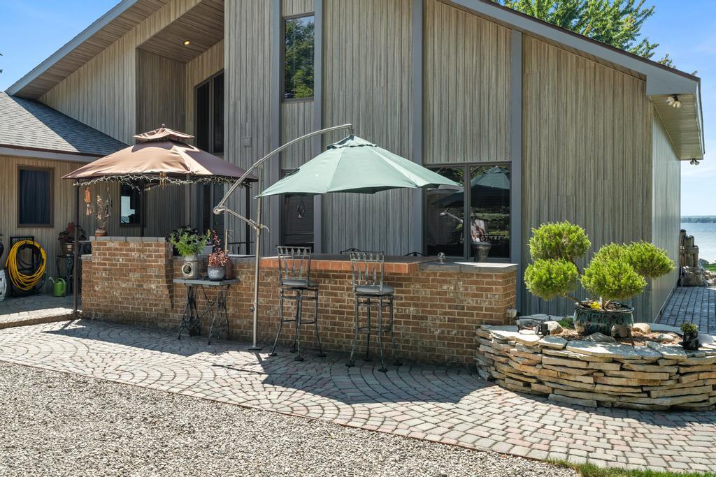 2919 Cedar Beach Lane
