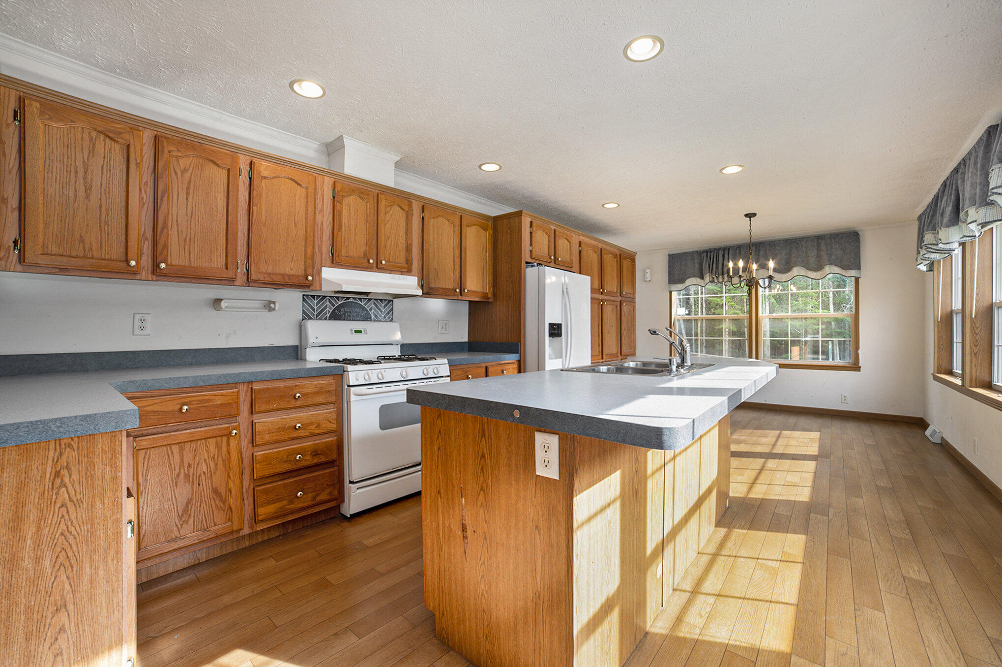 10306 Scanlon Drive Unit: & 10305