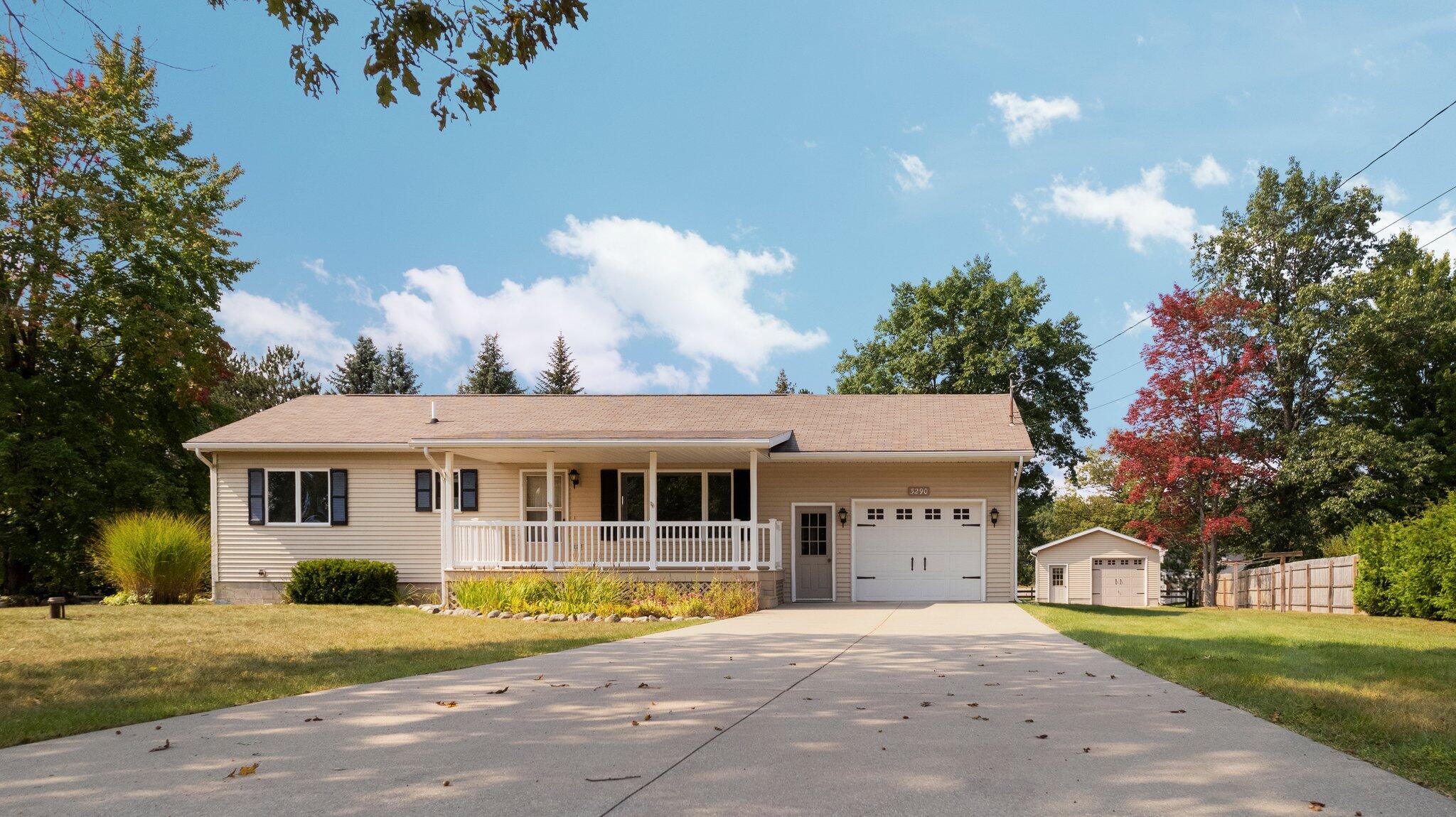 3290 Nina Road