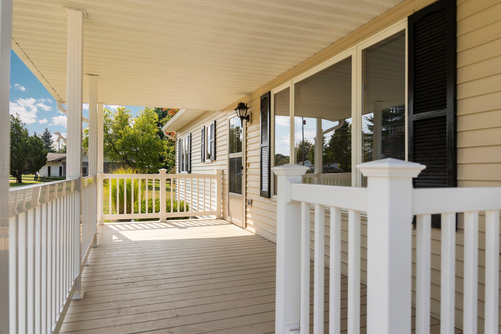 3290 Nina Road