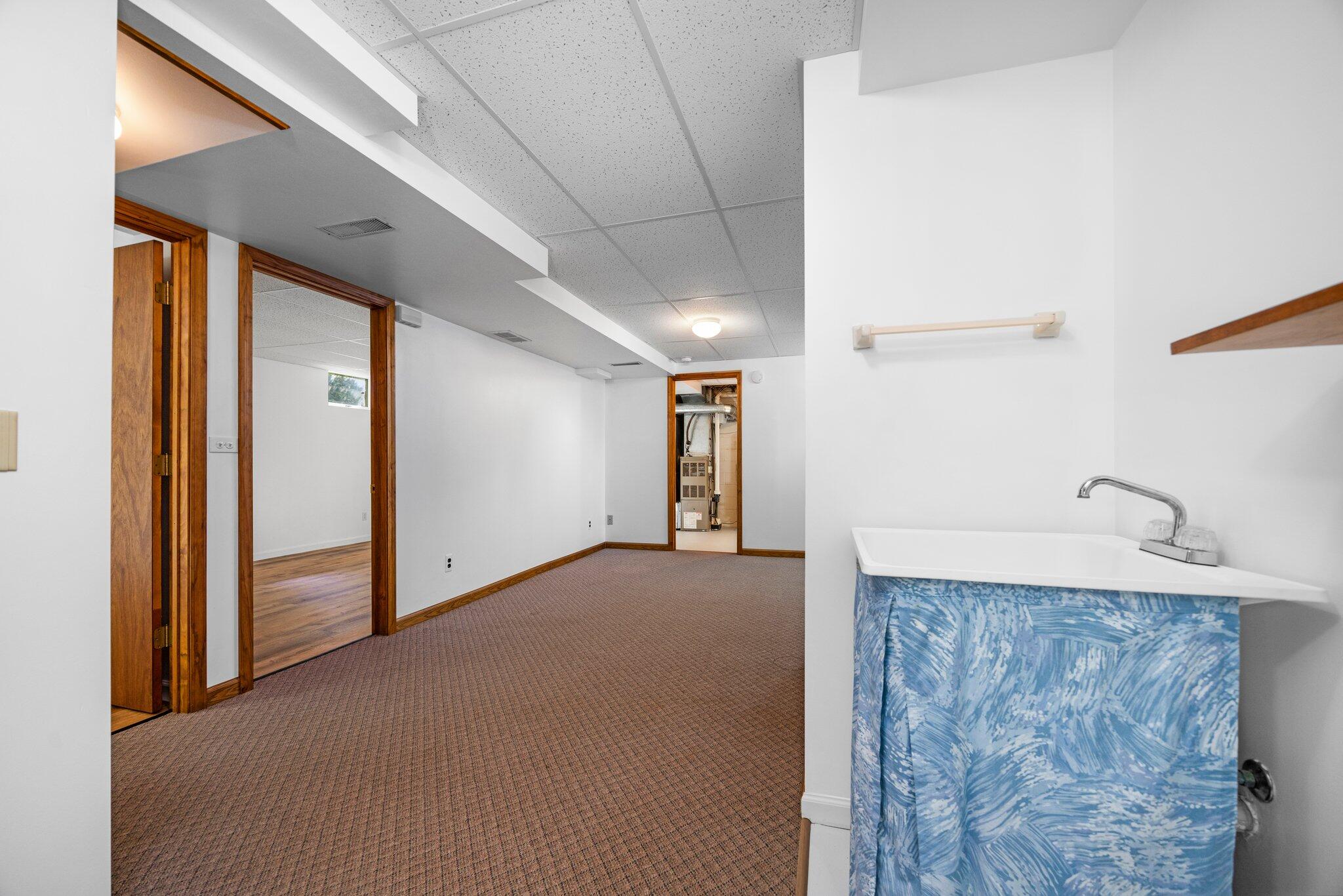 3290 Nina Road