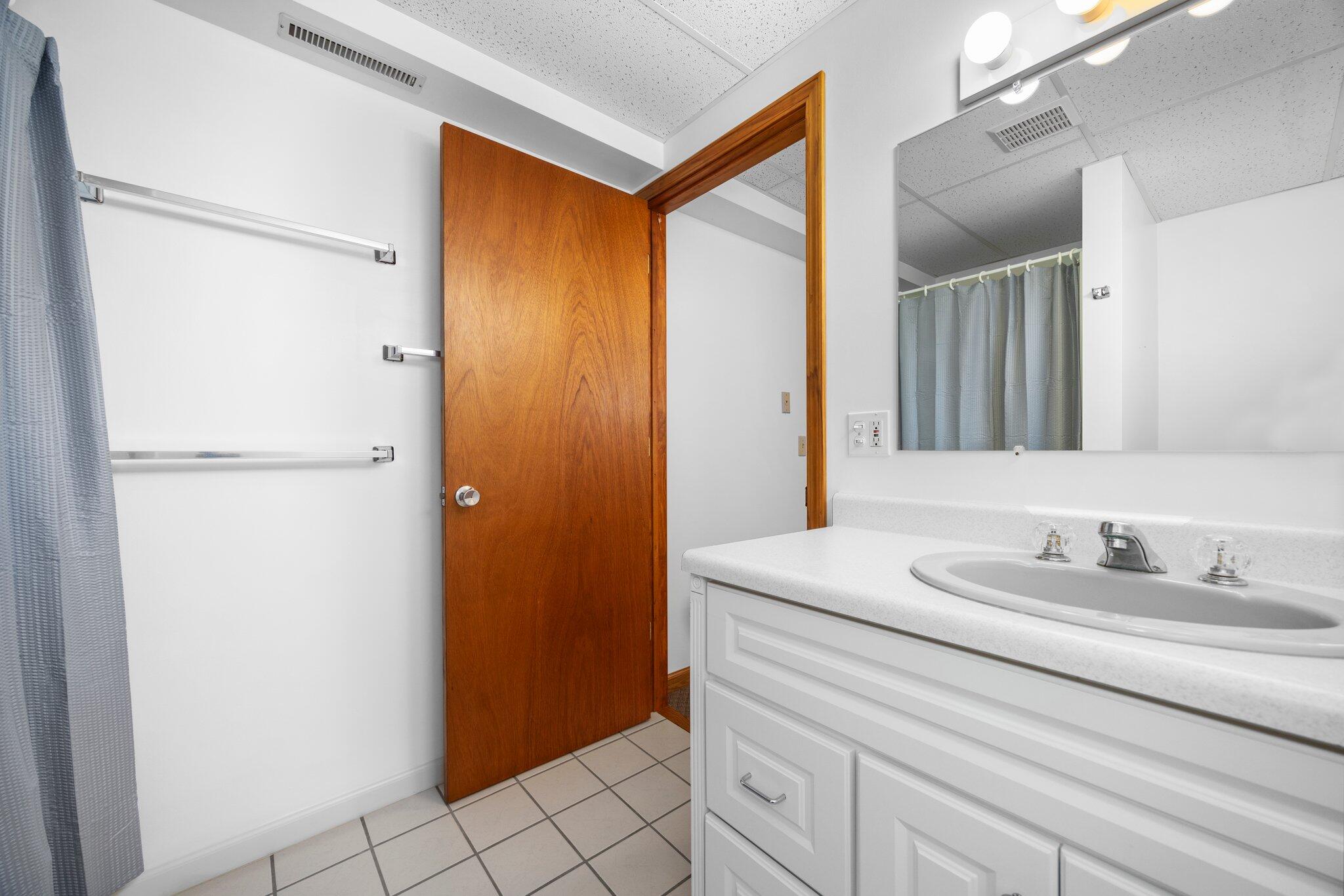 3290 Nina Road
