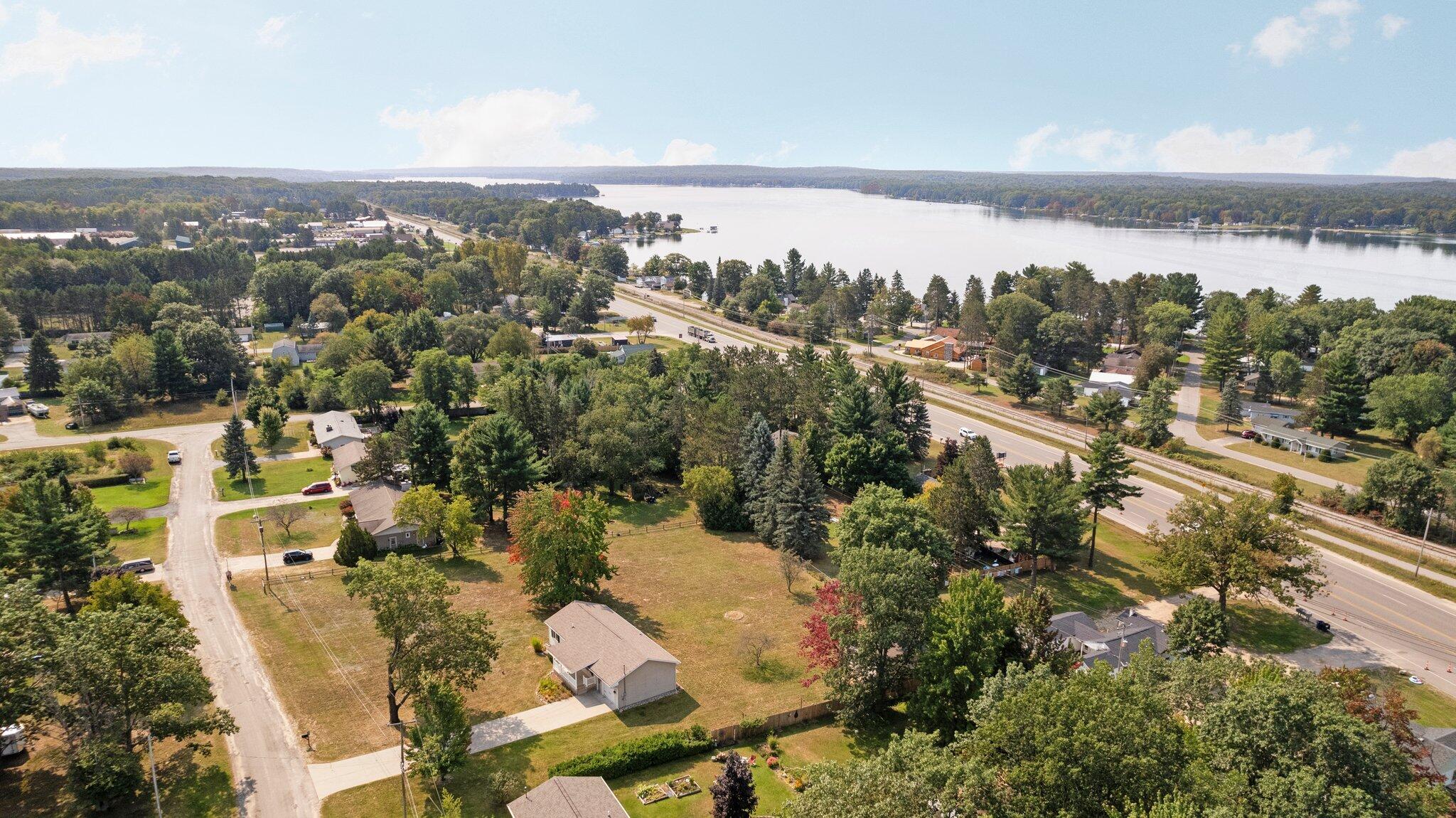 3290 Nina Road