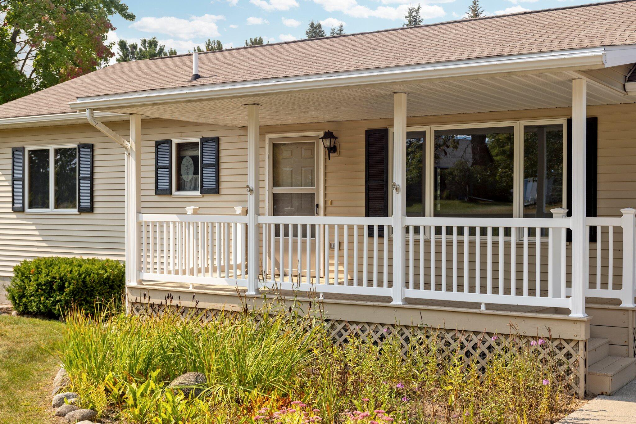 3290 Nina Road