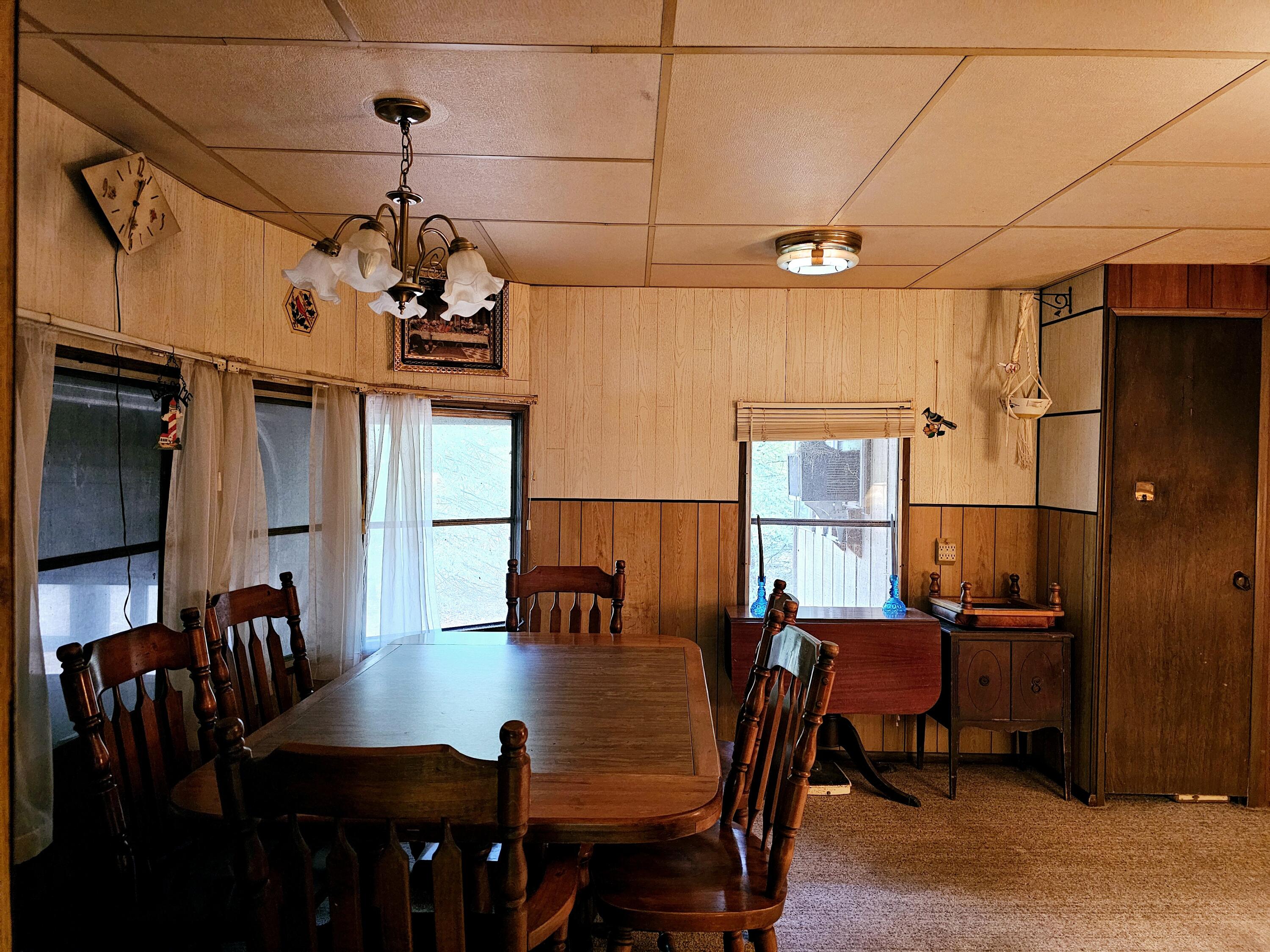 3337 S Extension Road