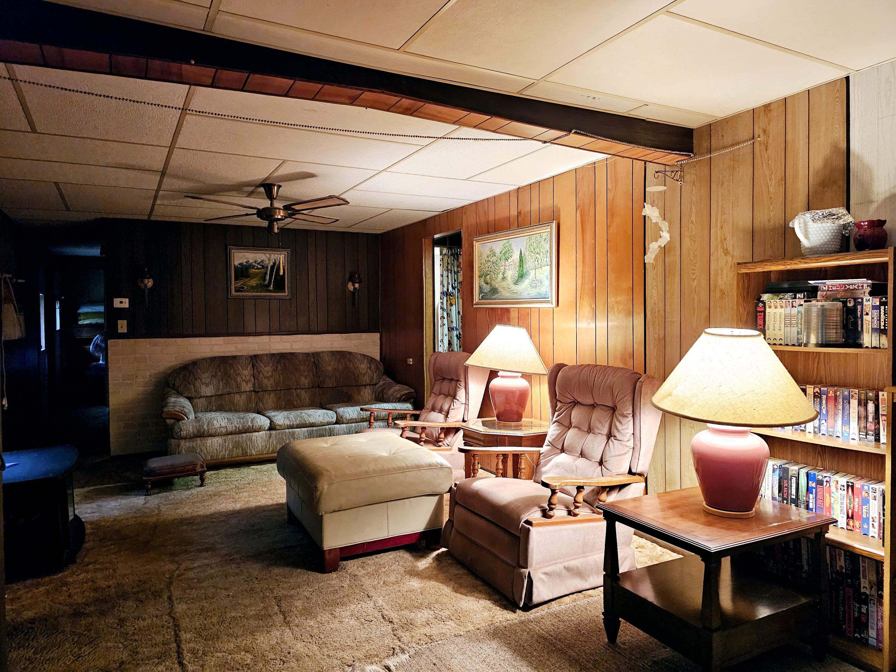 3337 S Extension Road