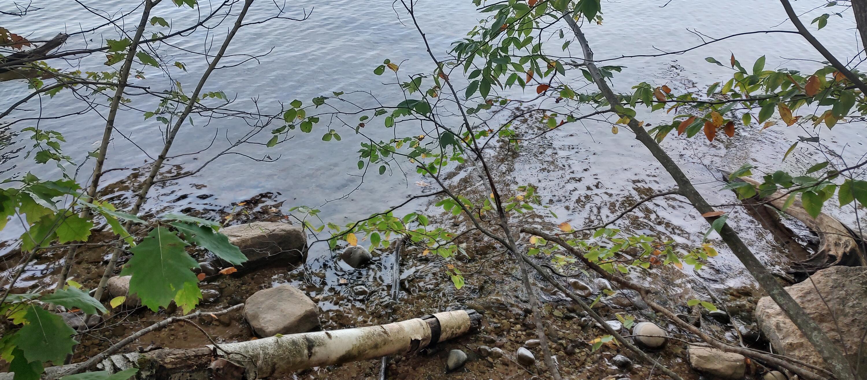 4682&4688 Hiawatha Drive