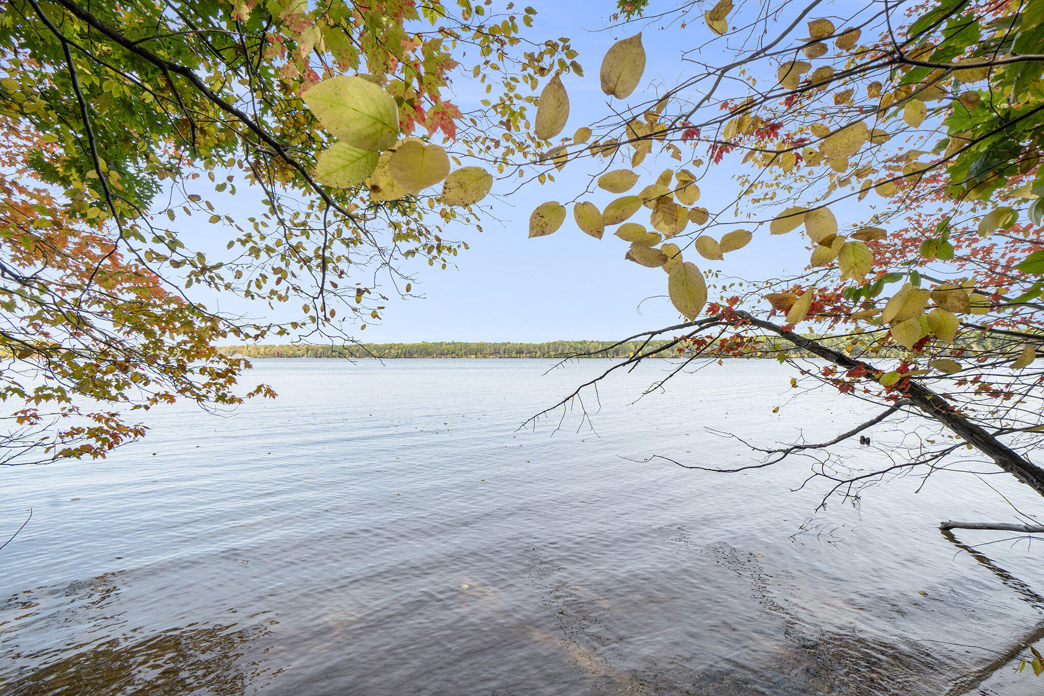 4682&4688 Hiawatha Drive